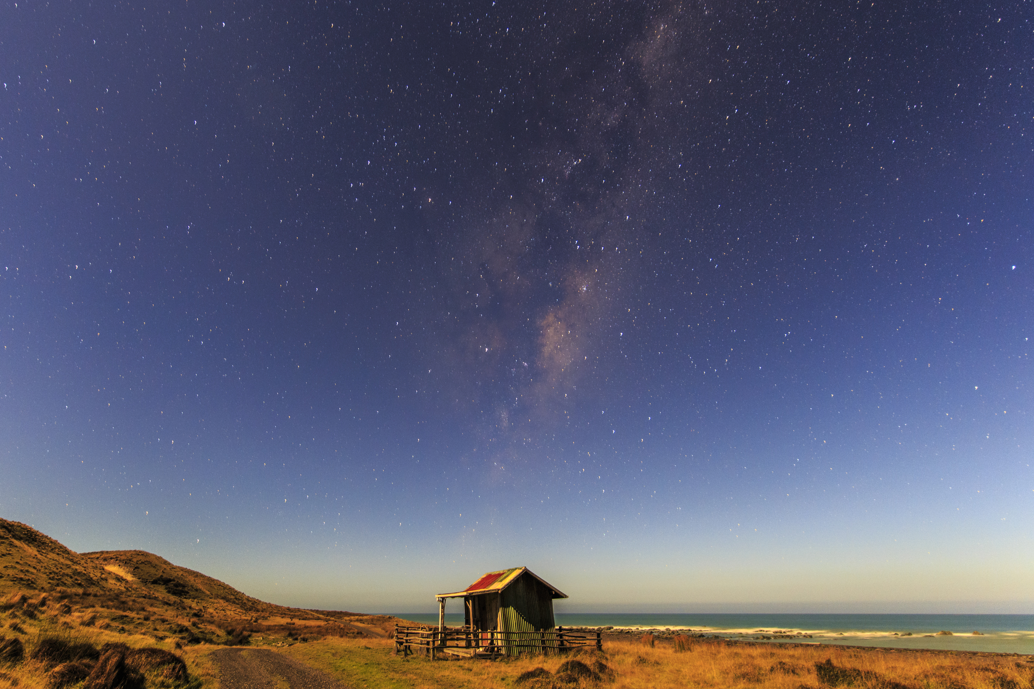 The crooked hut by night.