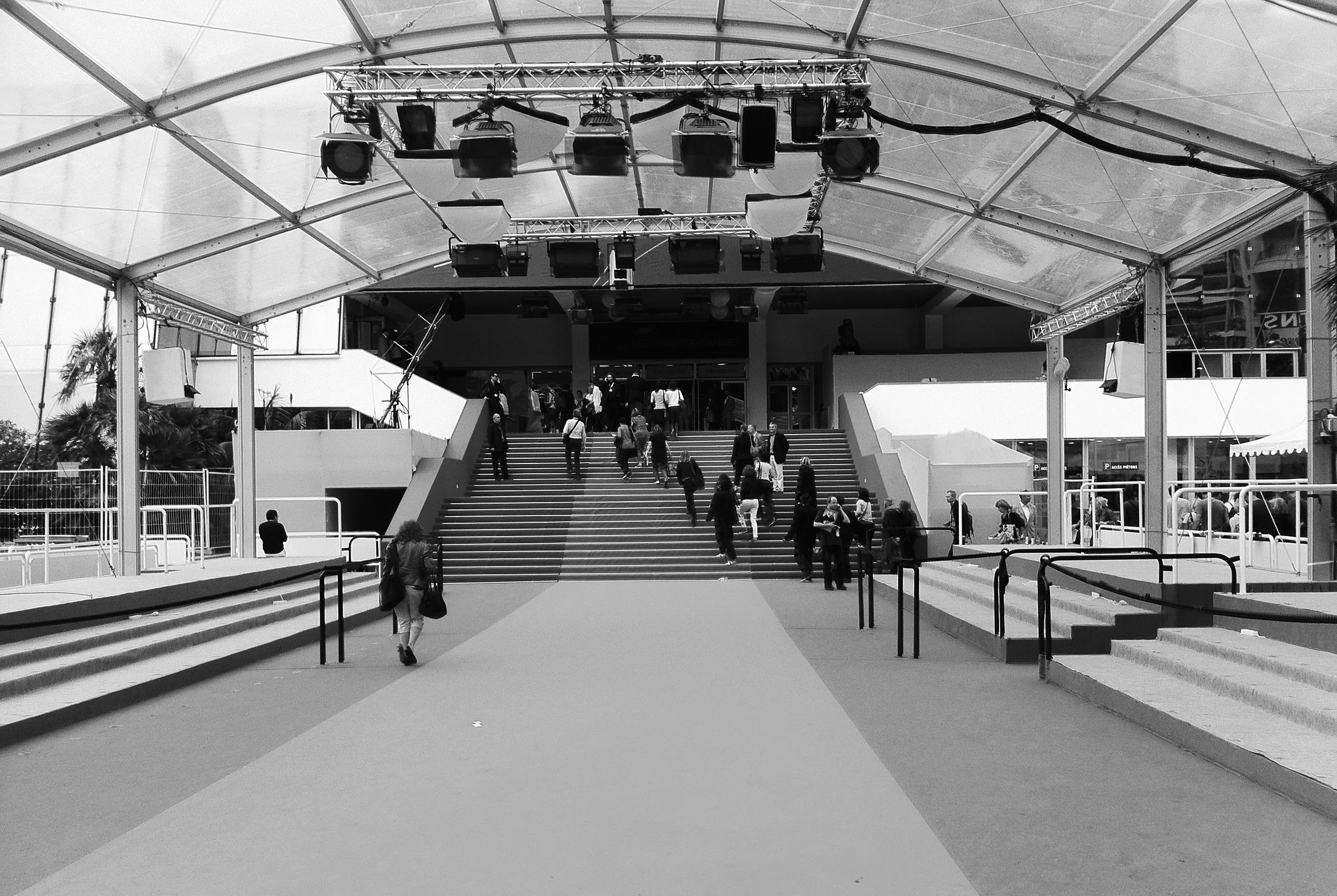 AMR_Media_House_Cannes_Film_Festival_Travel_Alex_Rosales_9.jpg