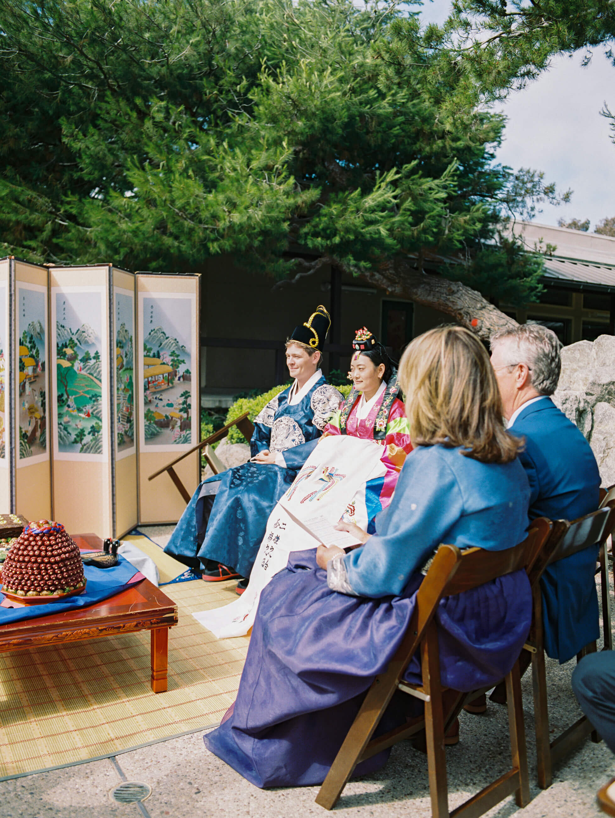 pine-wind-garden-torrance-korean-paebaek-wedding-ceremony-42.jpg