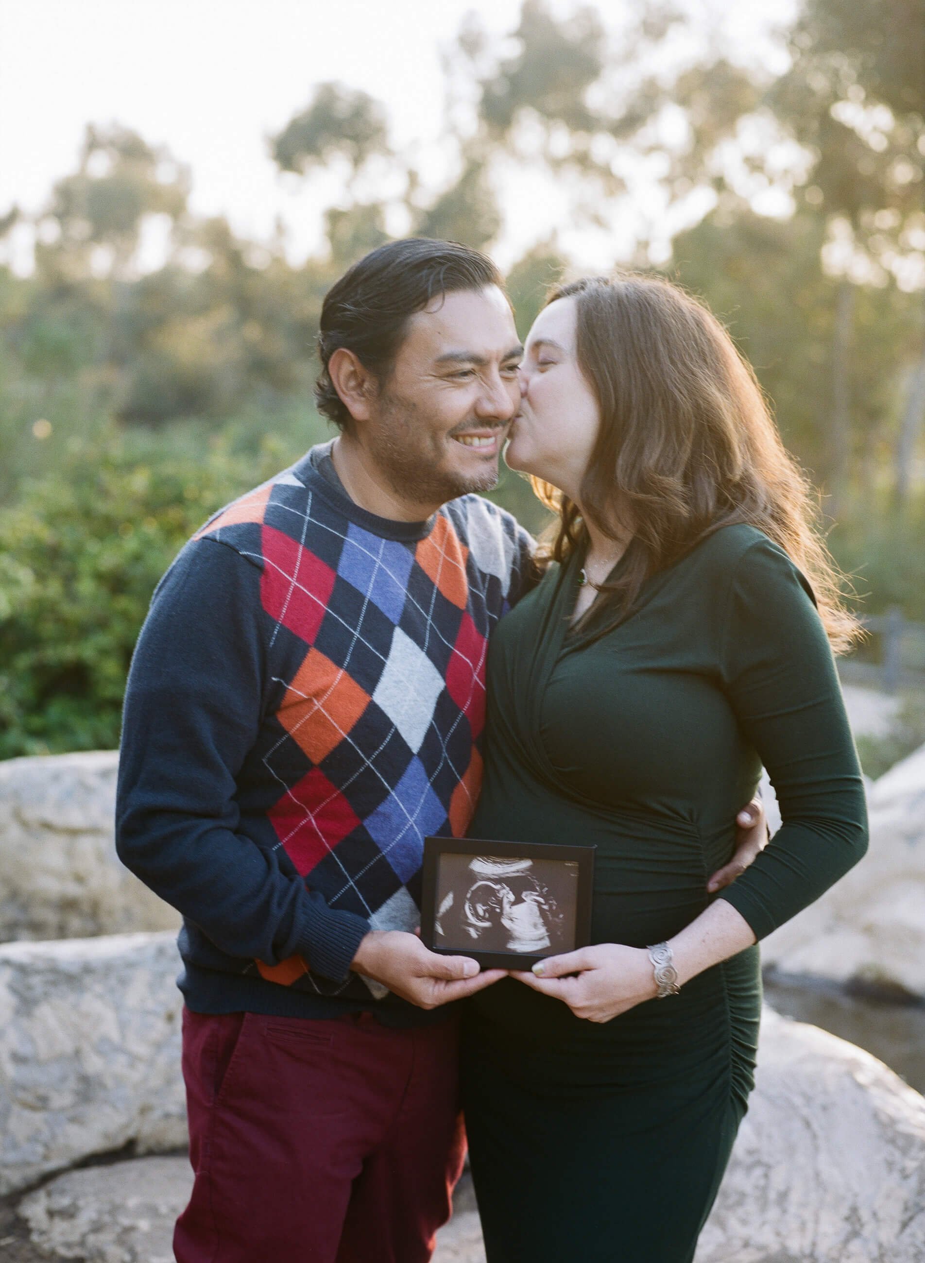 kenneth-hahn-park-los-angeles-maternity-session-20.jpg