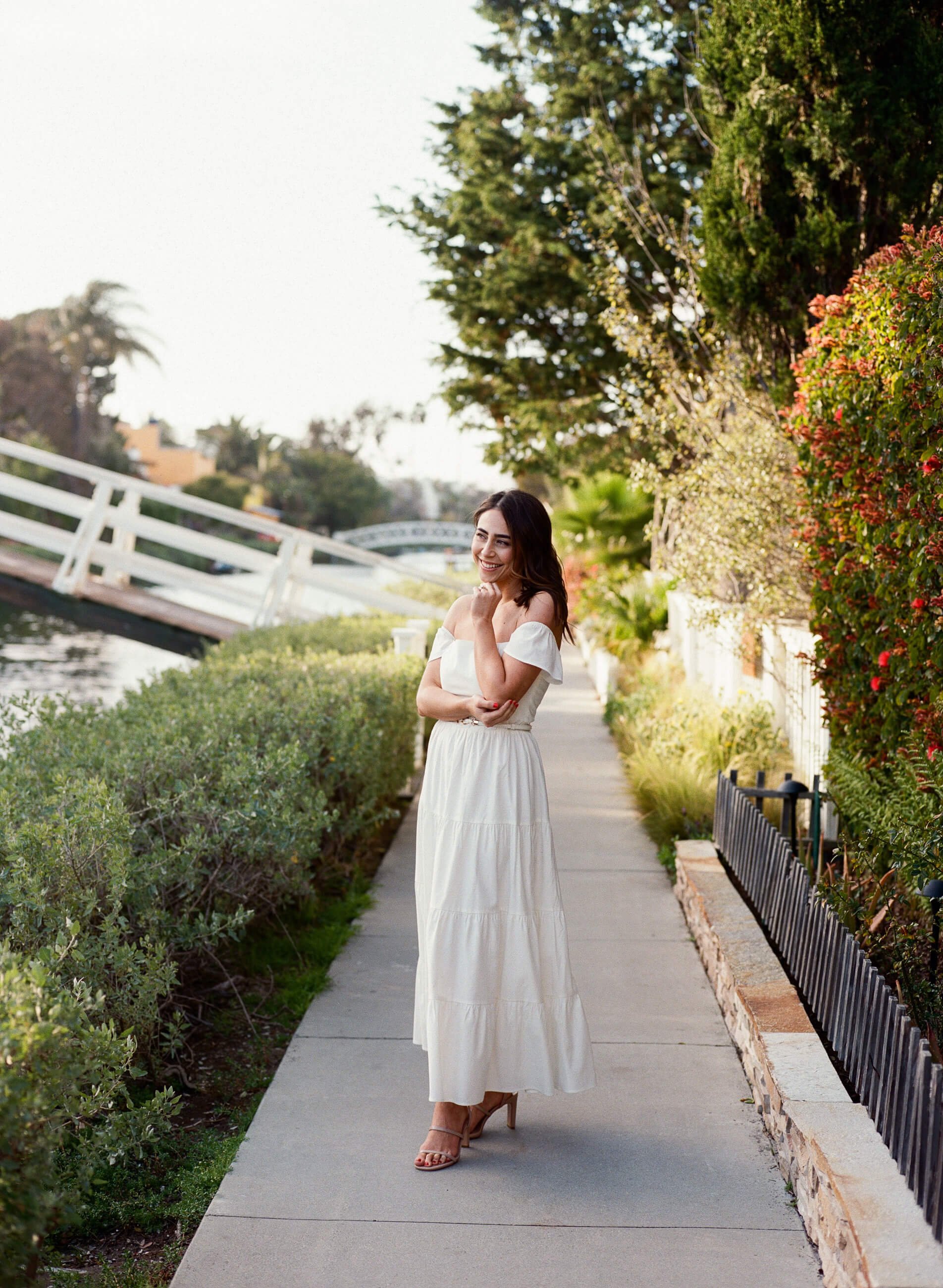 venice-canals-smores-engagement-session-4.jpg