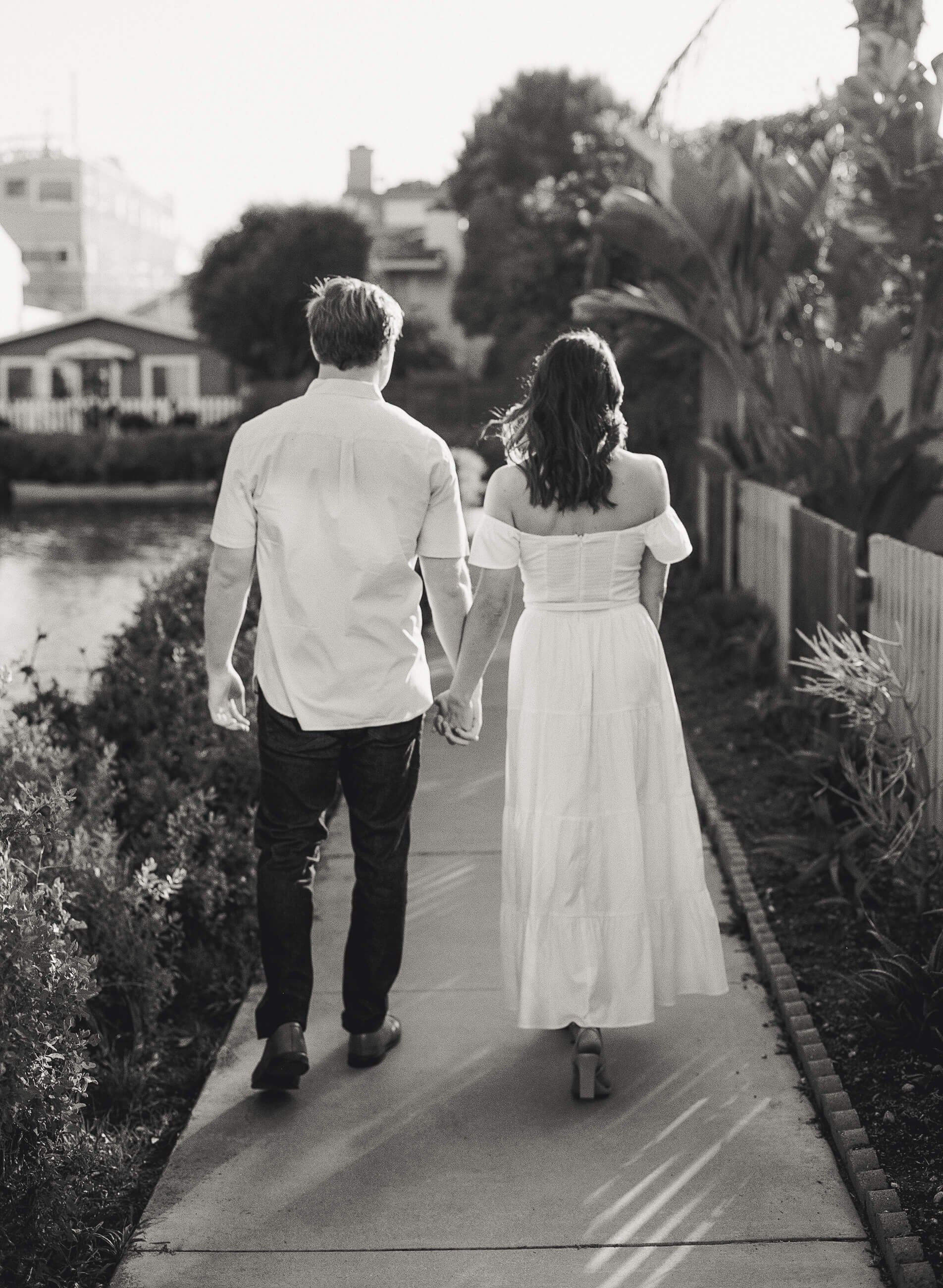 venice-canals-smores-engagement-session-6.jpg