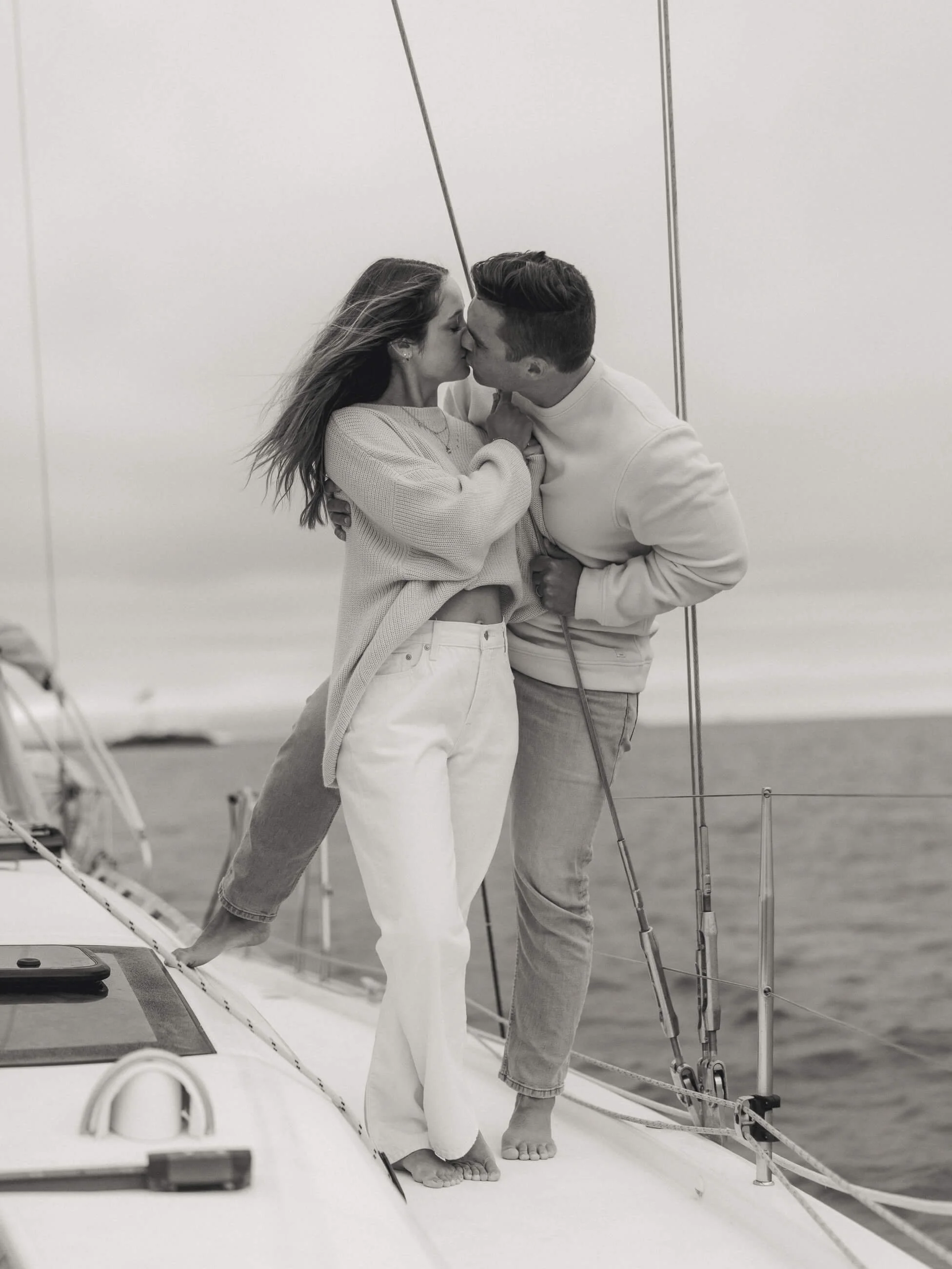 los-angeles-couples-engagement-maternity-sailboat-shoot-14.jpg