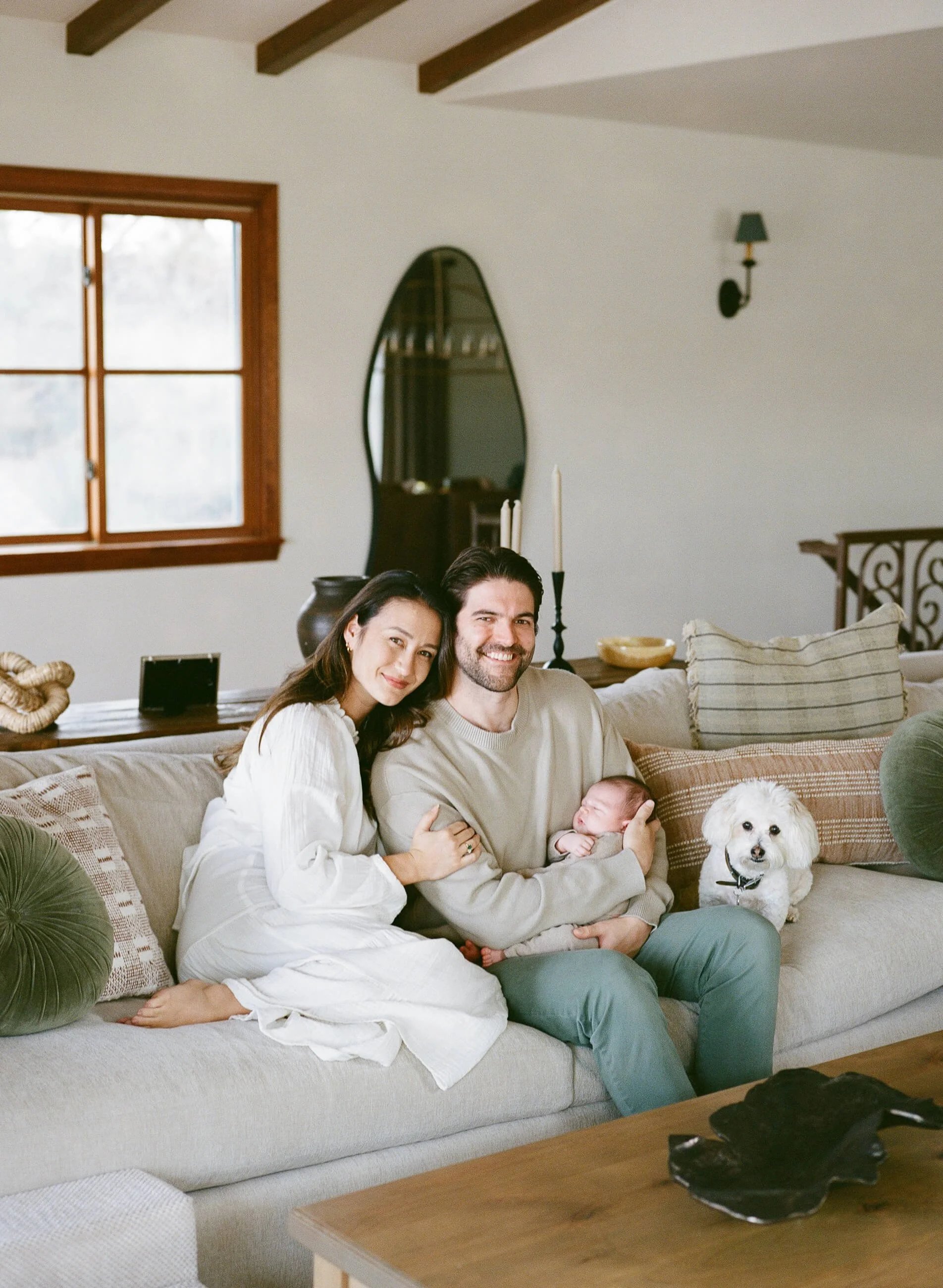 new-house-newborn-family-session-manhattan-beach-2.JPG