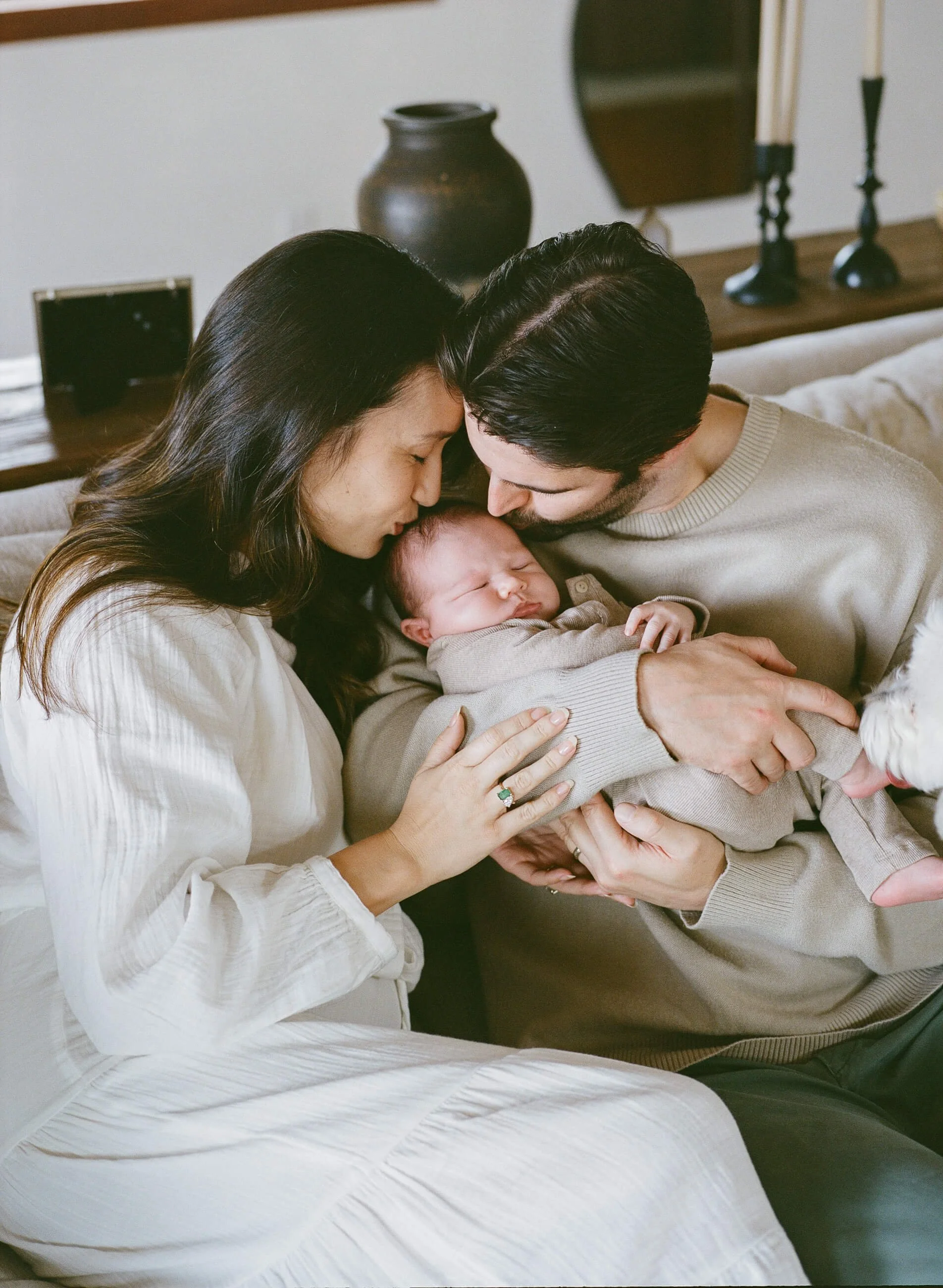 new-house-newborn-family-session-manhattan-beach-3.JPG