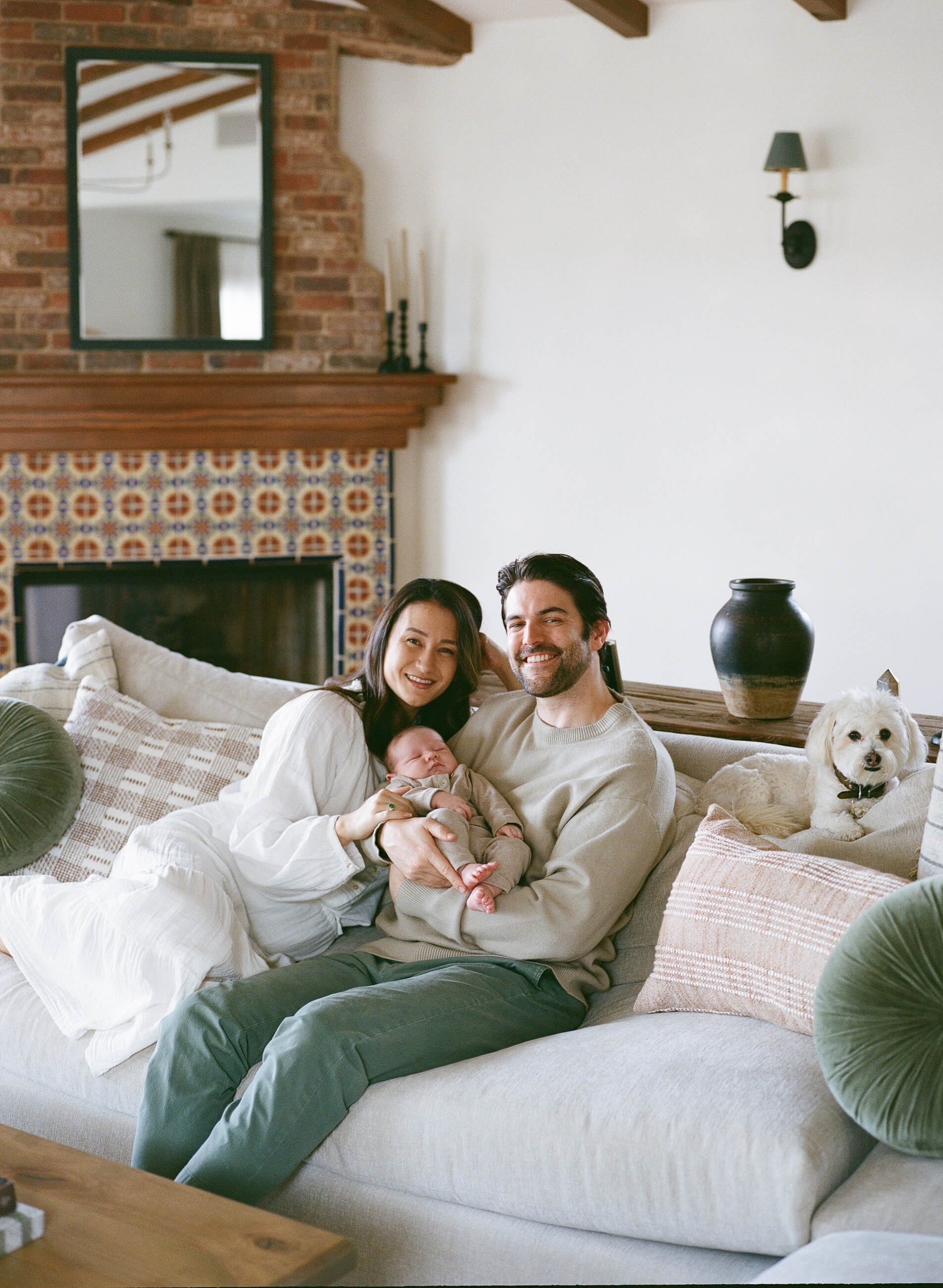 new-house-newborn-family-session-manhattan-beach-6.JPG