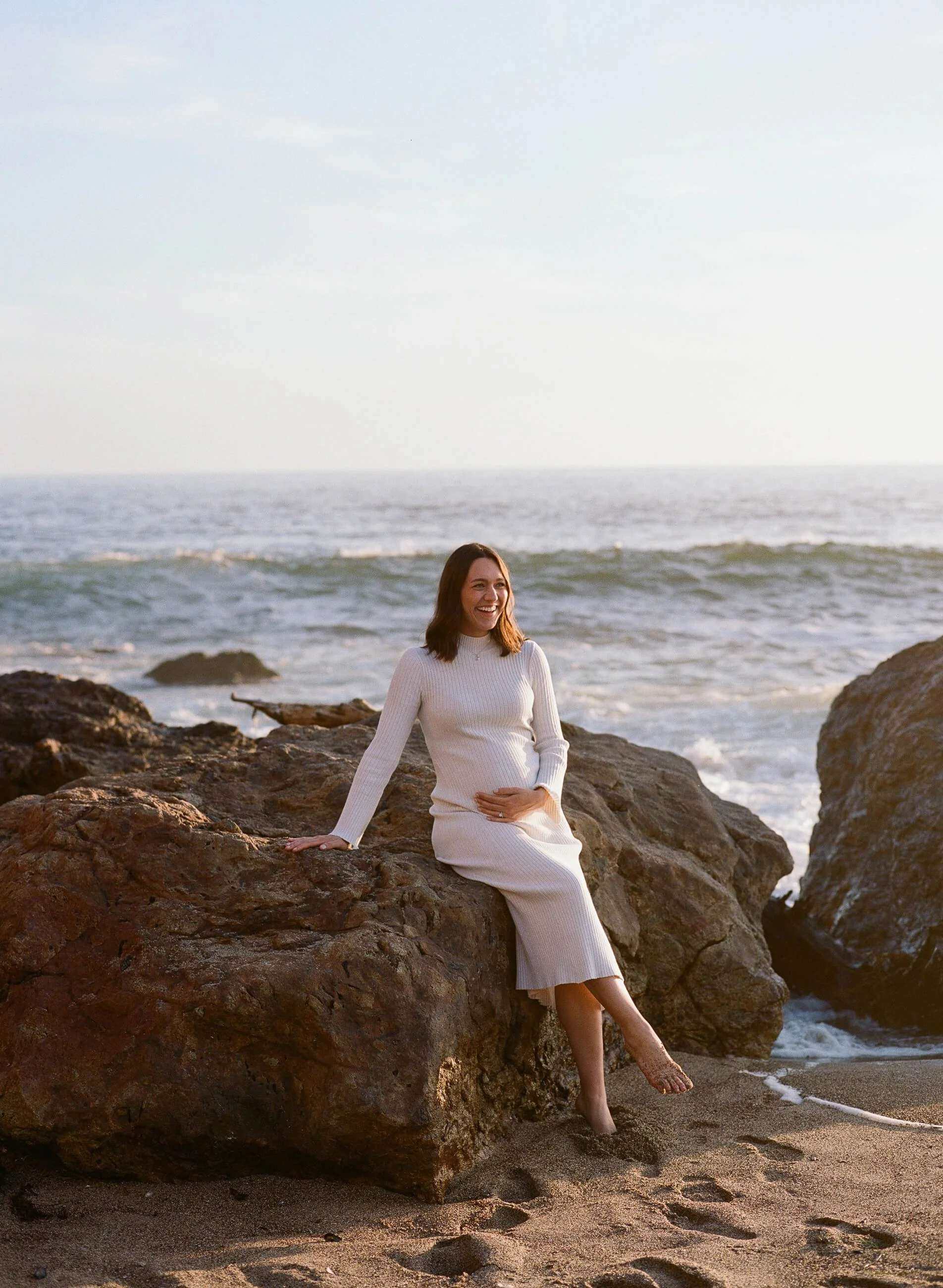 point-dume-malibu-beach-maternity-portraits-20.jpg