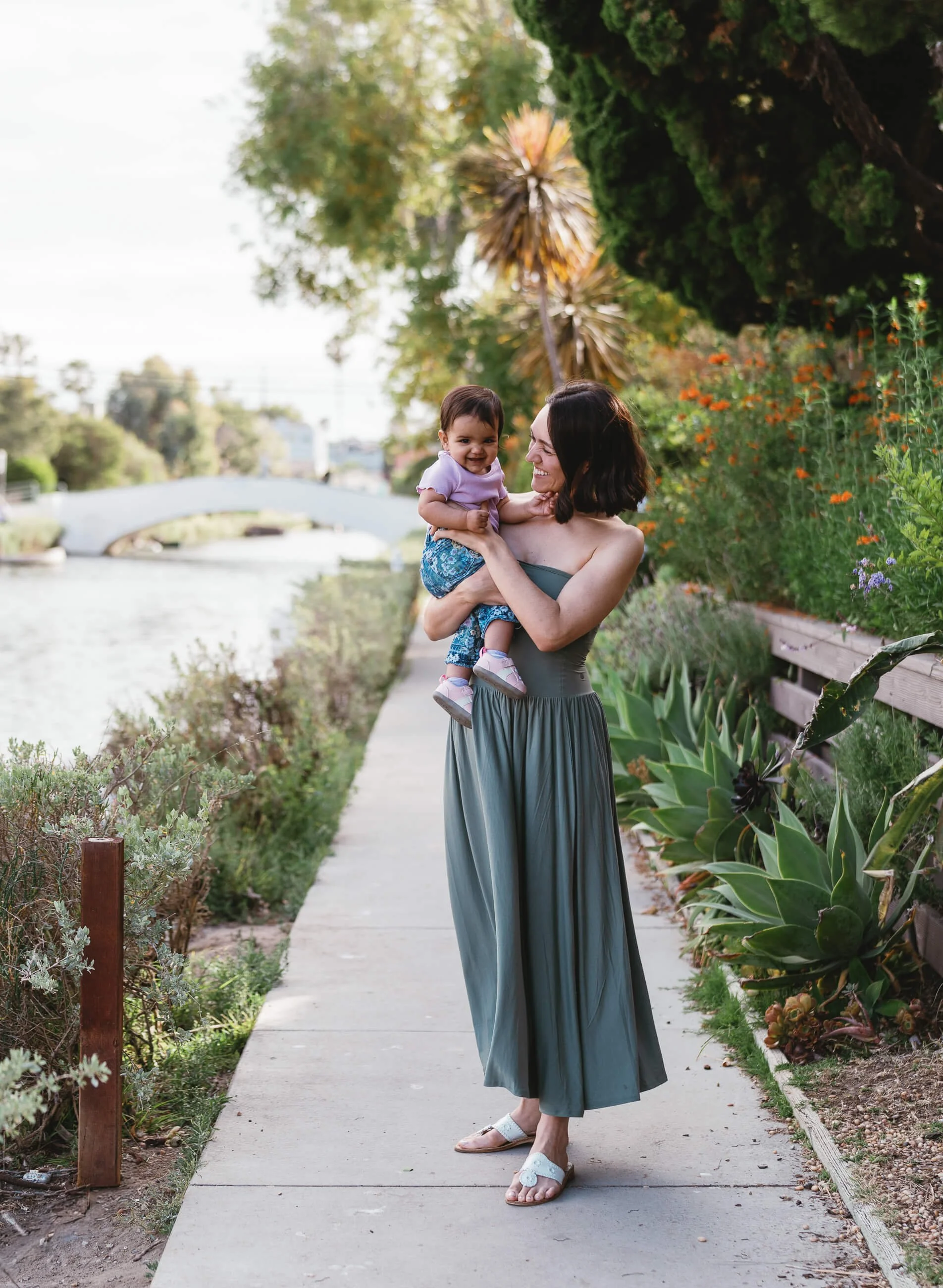 venice-canals-los-angeles-family-portraits-7.JPG