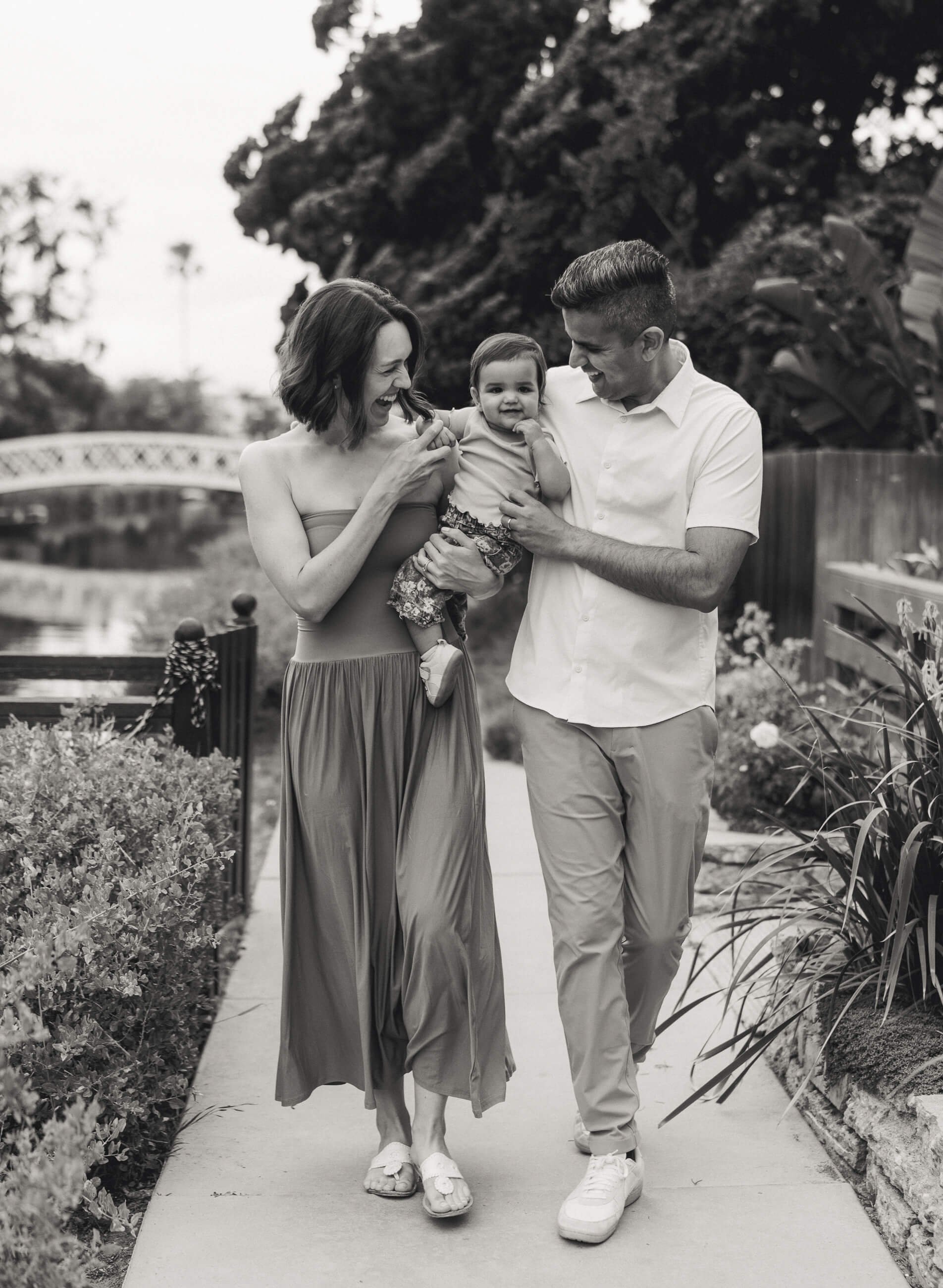 venice-canals-los-angeles-family-portraits-22.JPG