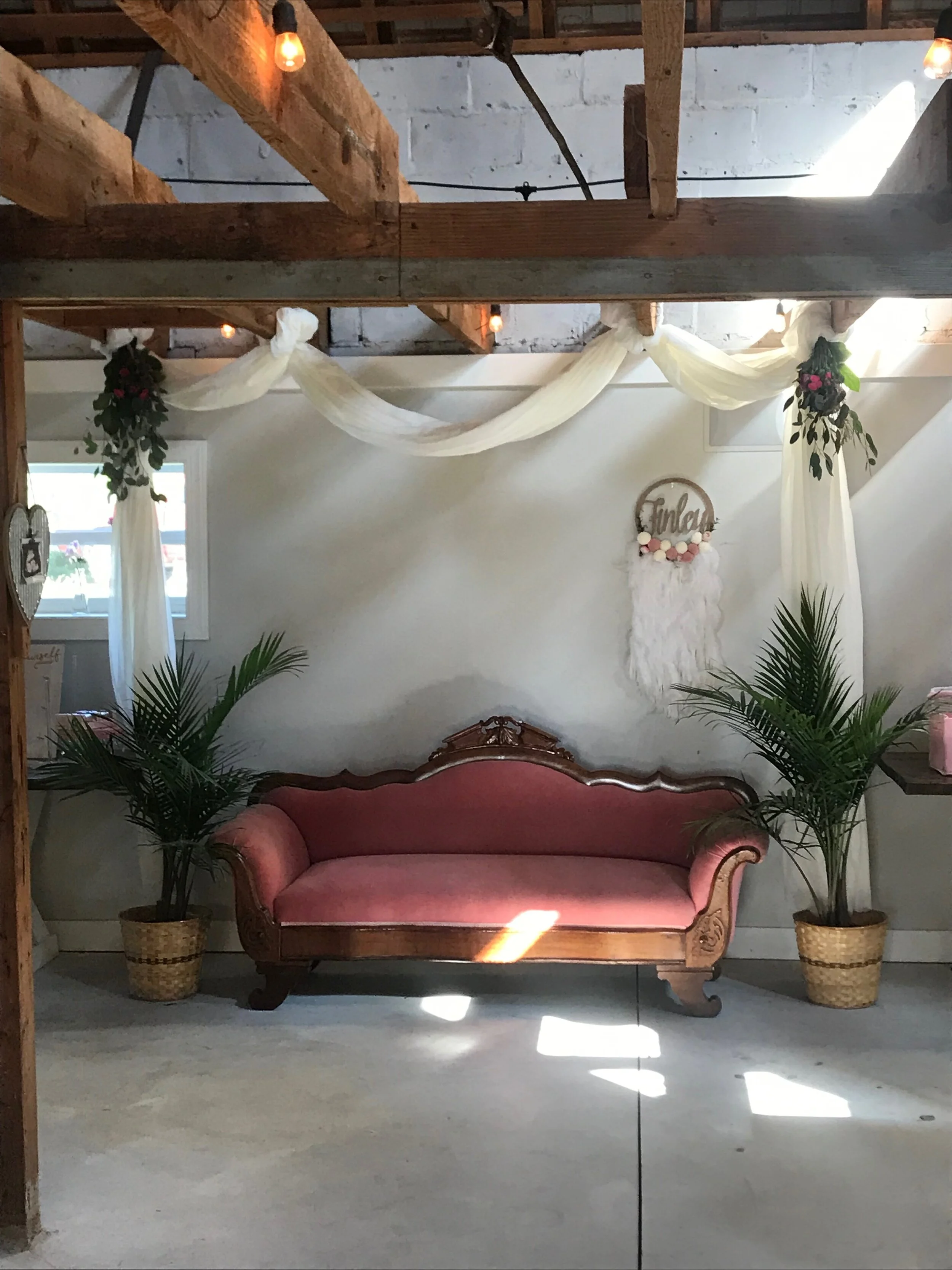 Our gorgeous victorian couch, perfect for your next shower or event!