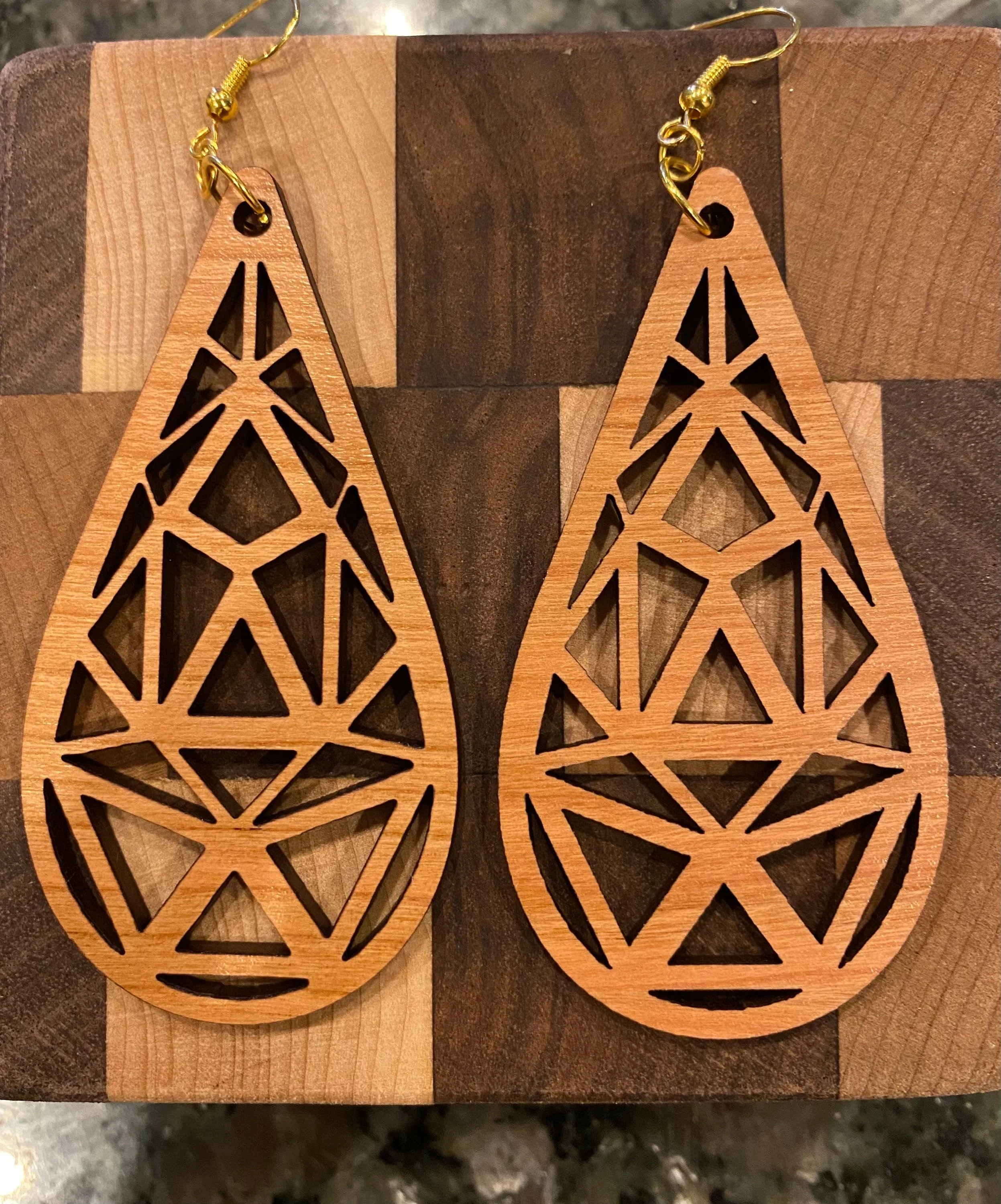 https://i.etsystatic.com/17855415/r/il/bd6d0c/2837420337/il_fullxfull.2837420337_5je4.jpg
