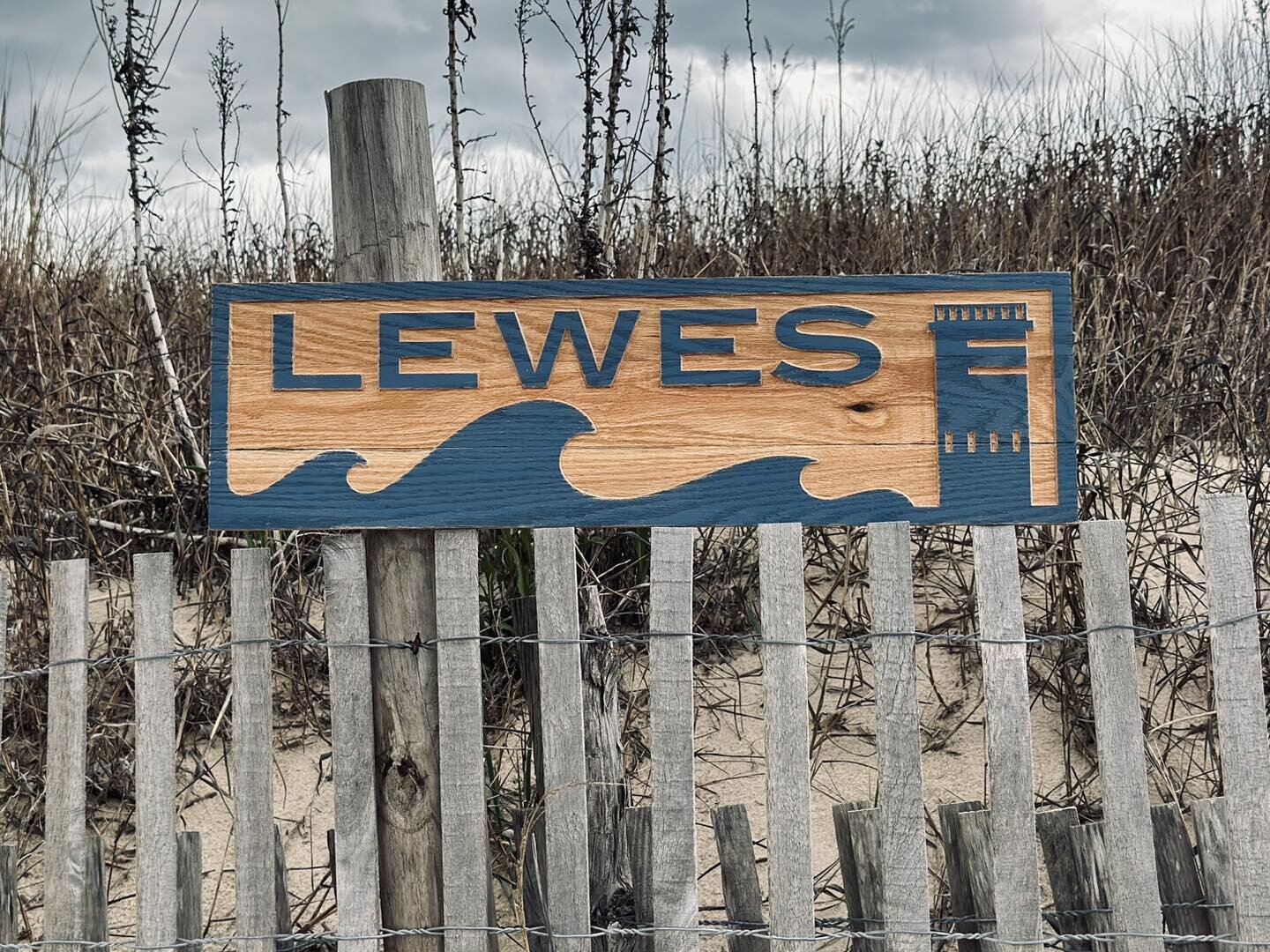Love love love 🏖️🌊☀️ Some new beachy signs! 
Bring on the sunshine!

#lewesdelaware #lewesbeach #beachy #beachhouse #beachvibes #beachylife #bohostyle #oidela #madeindelaware