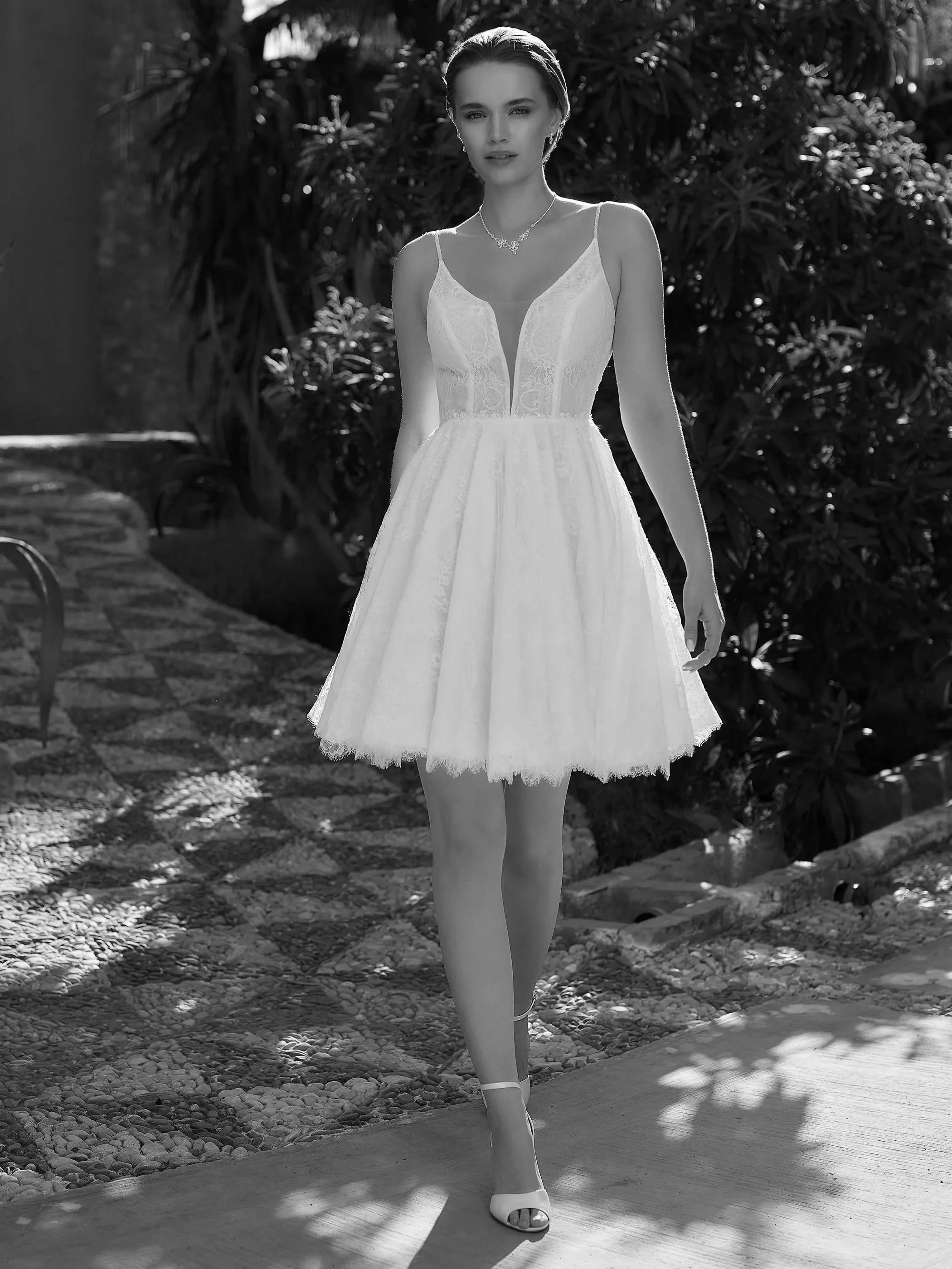 bianco-evento-bridal-dress-marygold-_1_.jpg