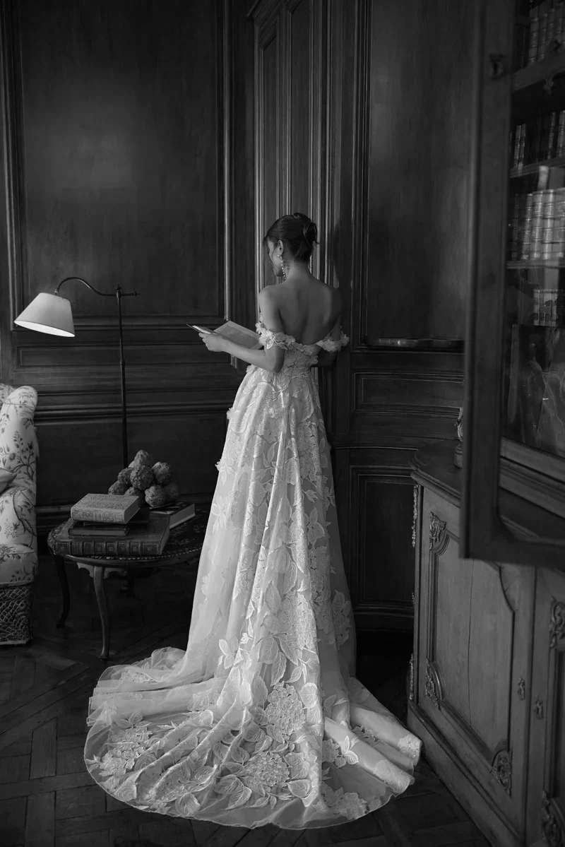Wedding_dresses_Hydragenea_02.jpg.png