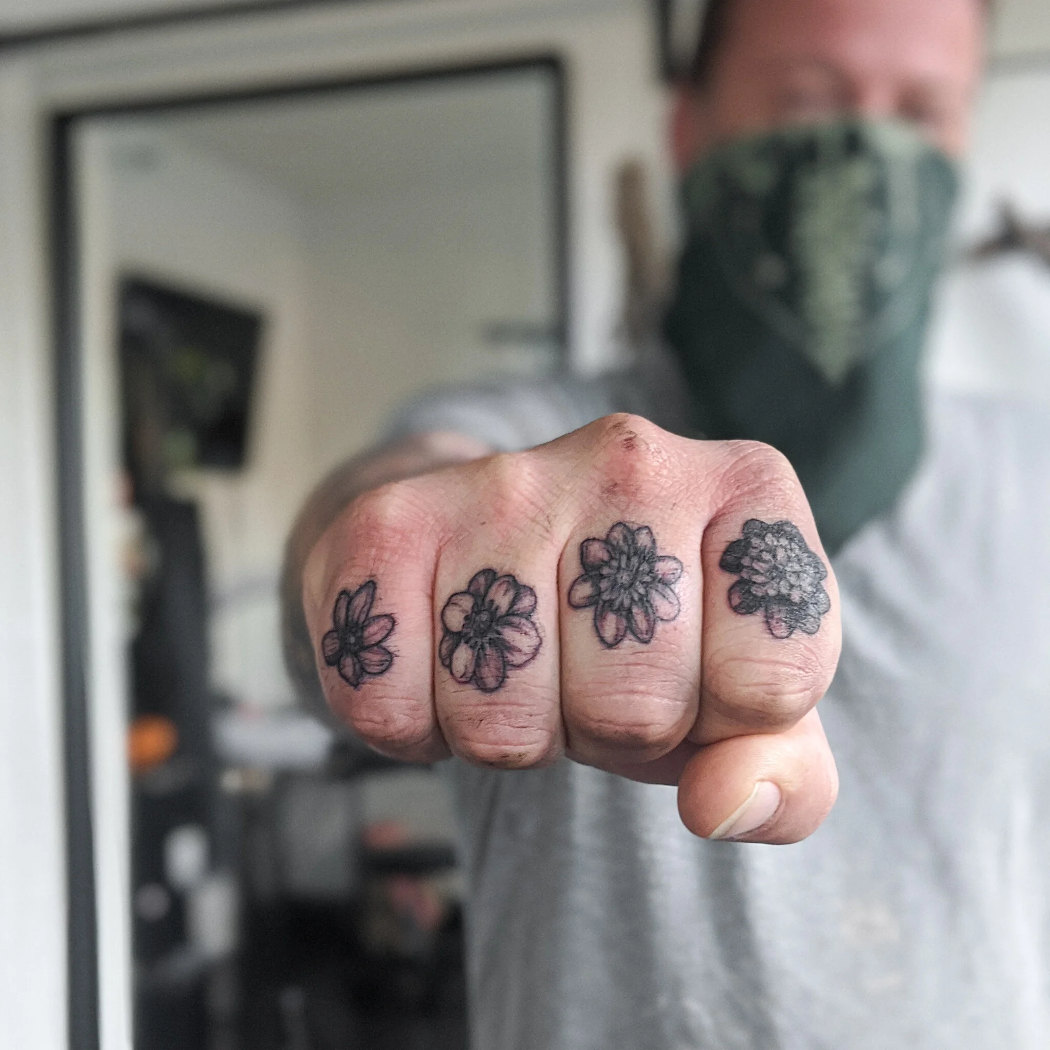 Share 69+ healed finger tattoo latest in.eteachers