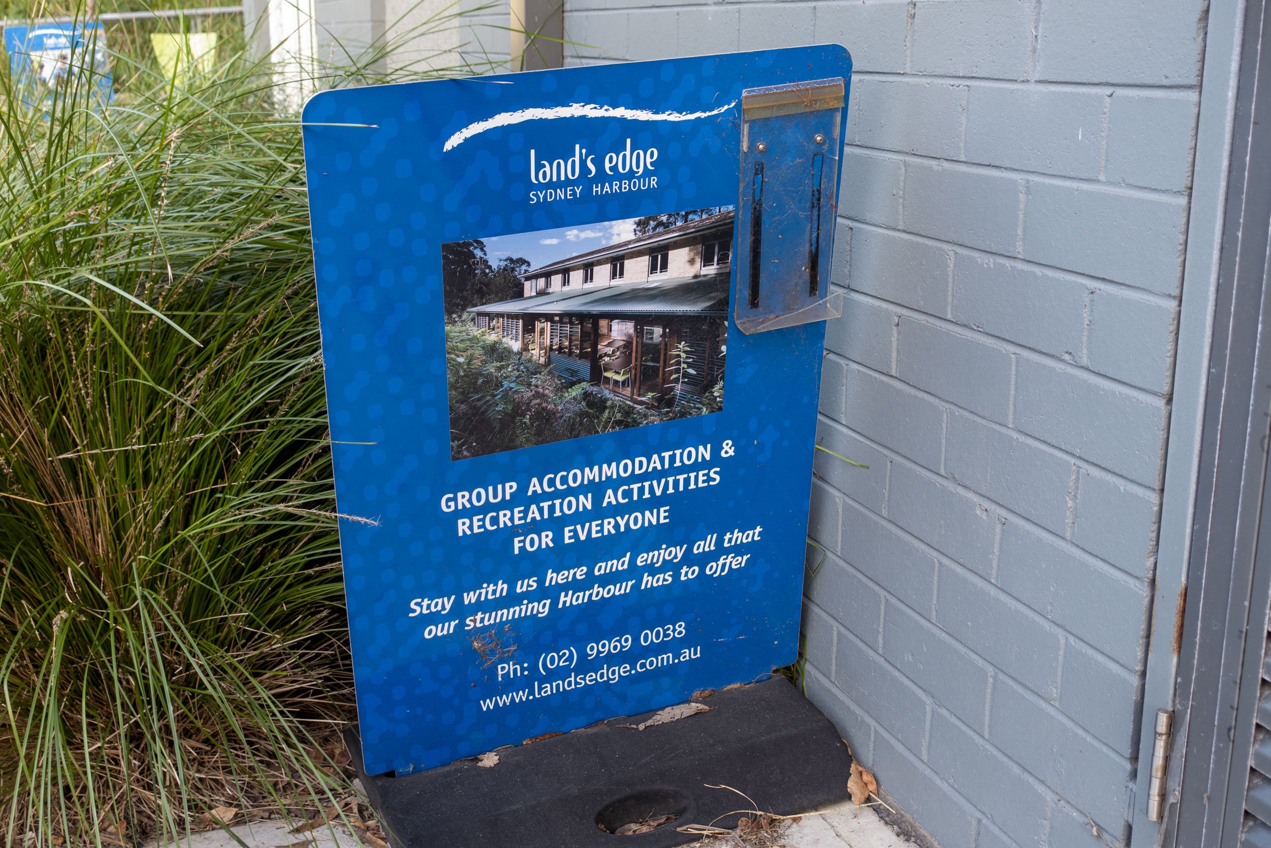 Land’s Edge Lodge, Chowder Bay, a model and precedent for restoring the Barracks Middle Head.