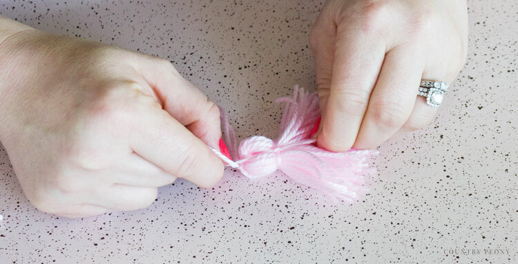 DIY Tassel with Clover - Country Peony Blog