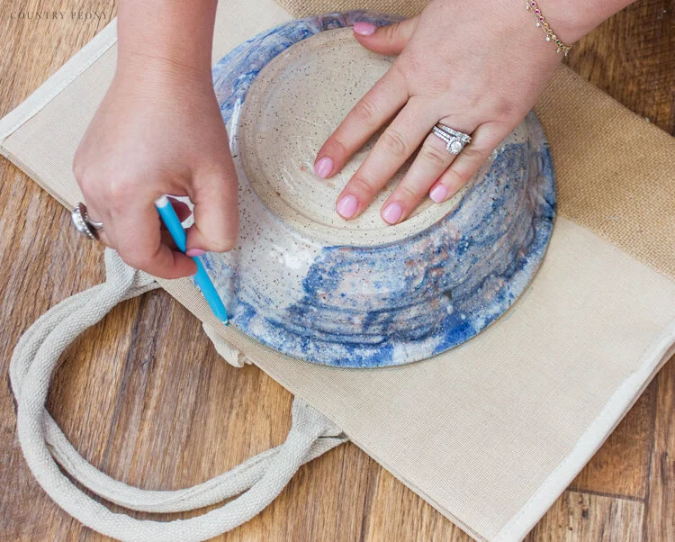 DIY Embroidered Rainbow Tote Bag Tutorial - Country Peony Blog