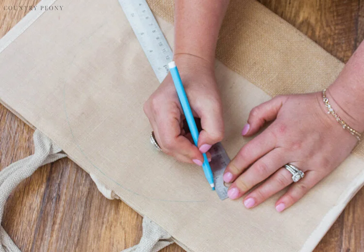 DIY Embroidered Rainbow Tote Bag Tutorial - Country Peony Blog