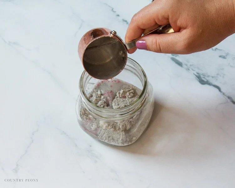 Milk Paint Pumpkins using Miss Mustard Seed's Milk Paint in Arabesque - Country Peony Blog