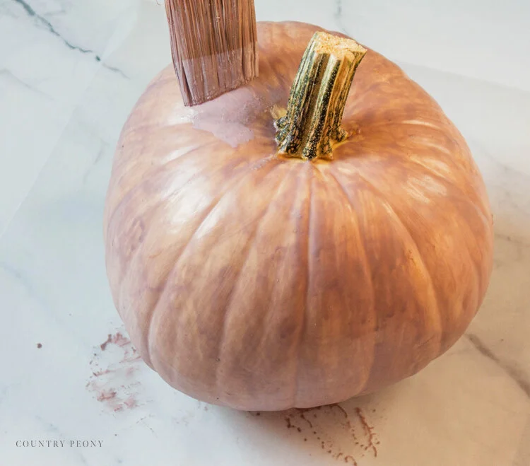 Milk Paint Pumpkins using Miss Mustard Seed's Milk Paint in Arabesque - Country Peony Blog