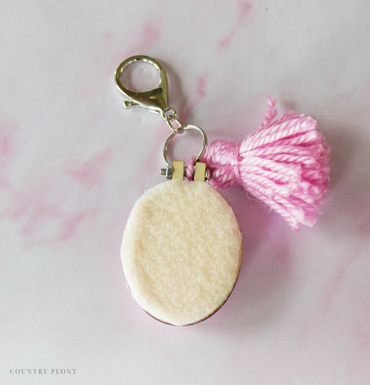 DIY Punch Embroidery Keychain with Clover's Embroidery Stitching Tool &amp; Tassel Maker for Mother's Day - Country Peony Blog