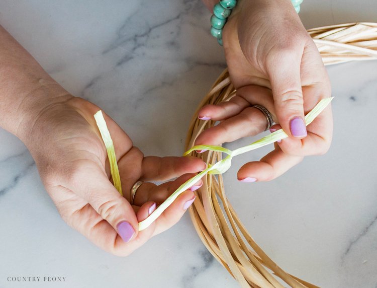 DIY Raffia Flower Spring Wreath with Clover's Hana-Ami Flower Loom