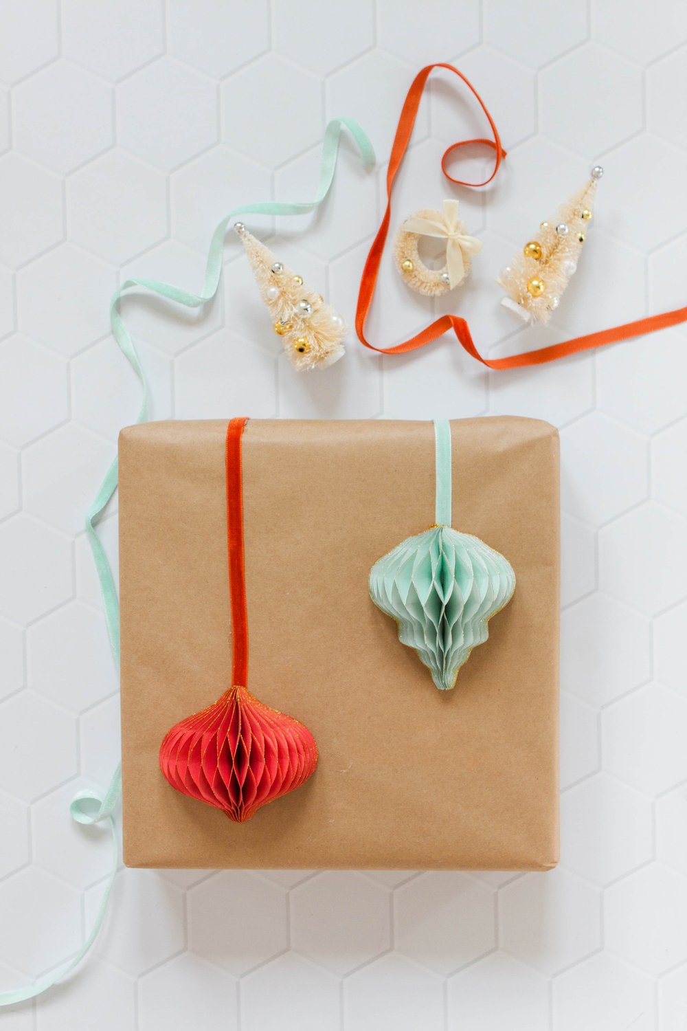 Gift Topper: Honeycomb Ornament