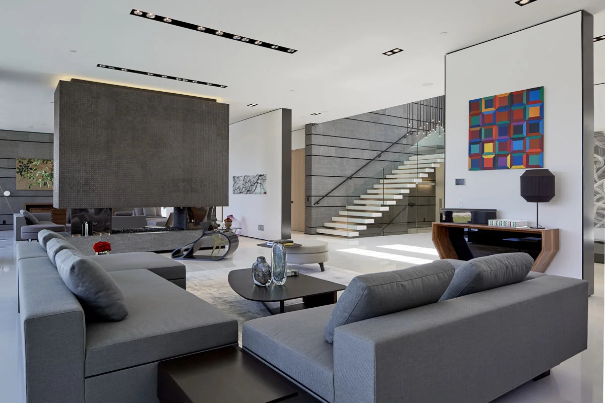 living room(1).jpg