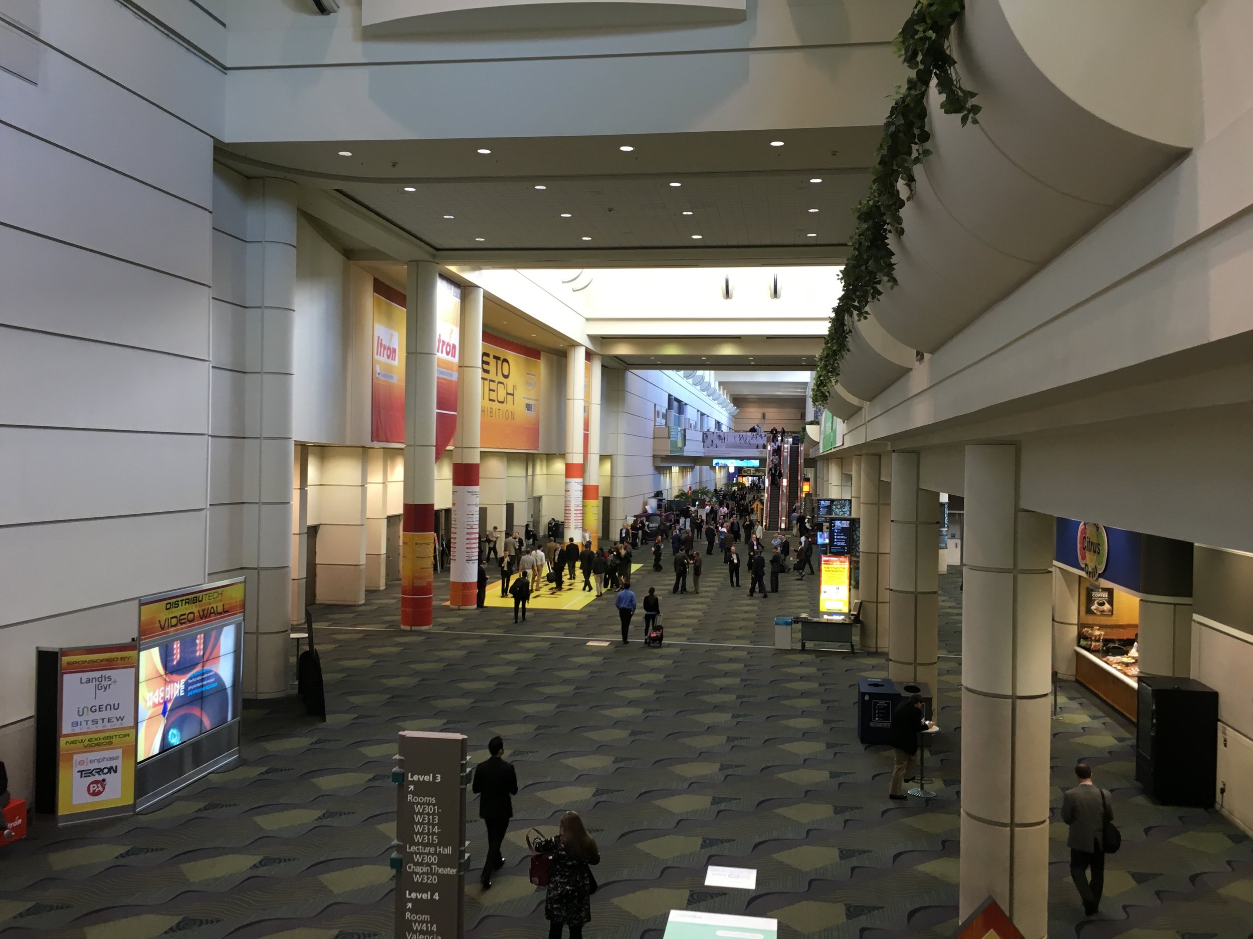 Tradeshow floor opened after keynote and I'm going to pop in to sessions this afternoon.