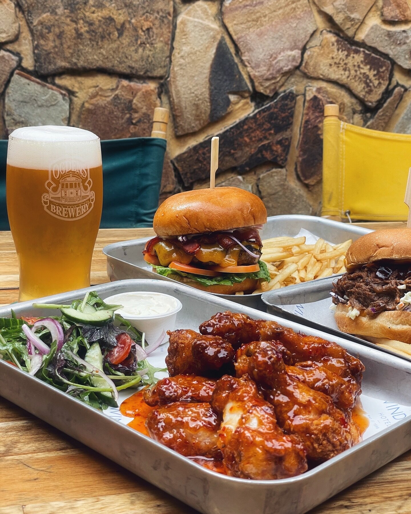 Southern Fried Sweet Chilli Chicken Wings, Pulled BBQ Beef Burger and our famous Wagyu Beef Burger are firing up our pass! 🔥 

Our chefs dish up delicious pub specials everyday in Mends St Bar. 

Pair it with an icy-cold 🍺 Ogdens Beer, fresh from t