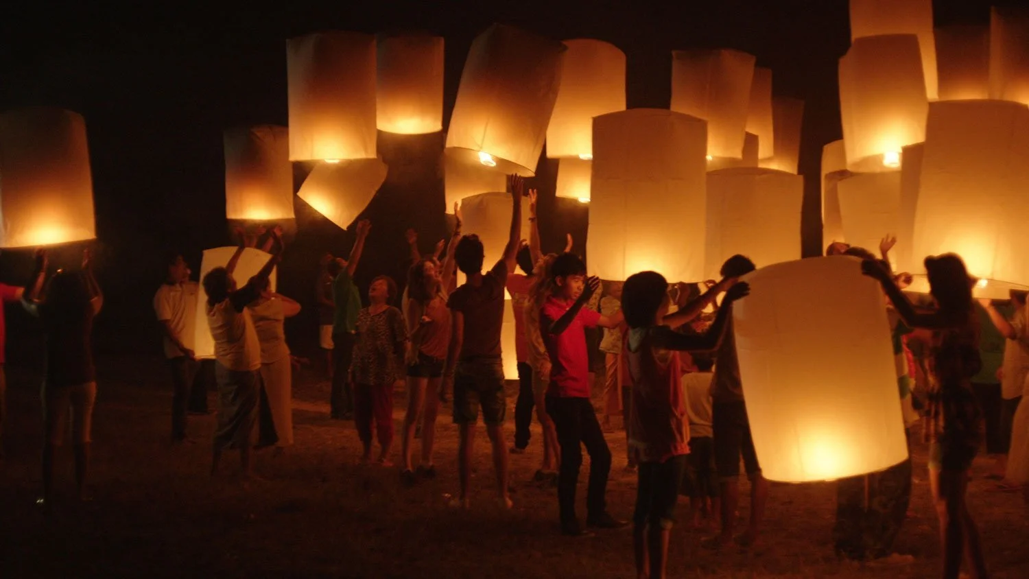 NESTA-LANTERNS-SS.jpg