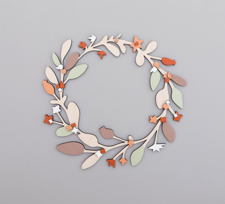 Anna-Wiscombe-large-wreath.jpg