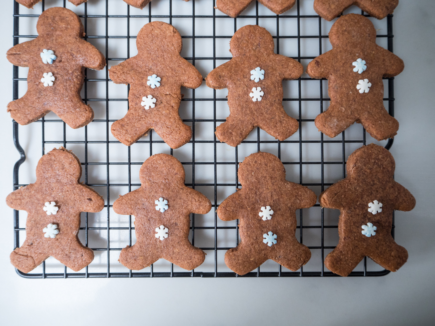 gingerbread men-270034.jpg