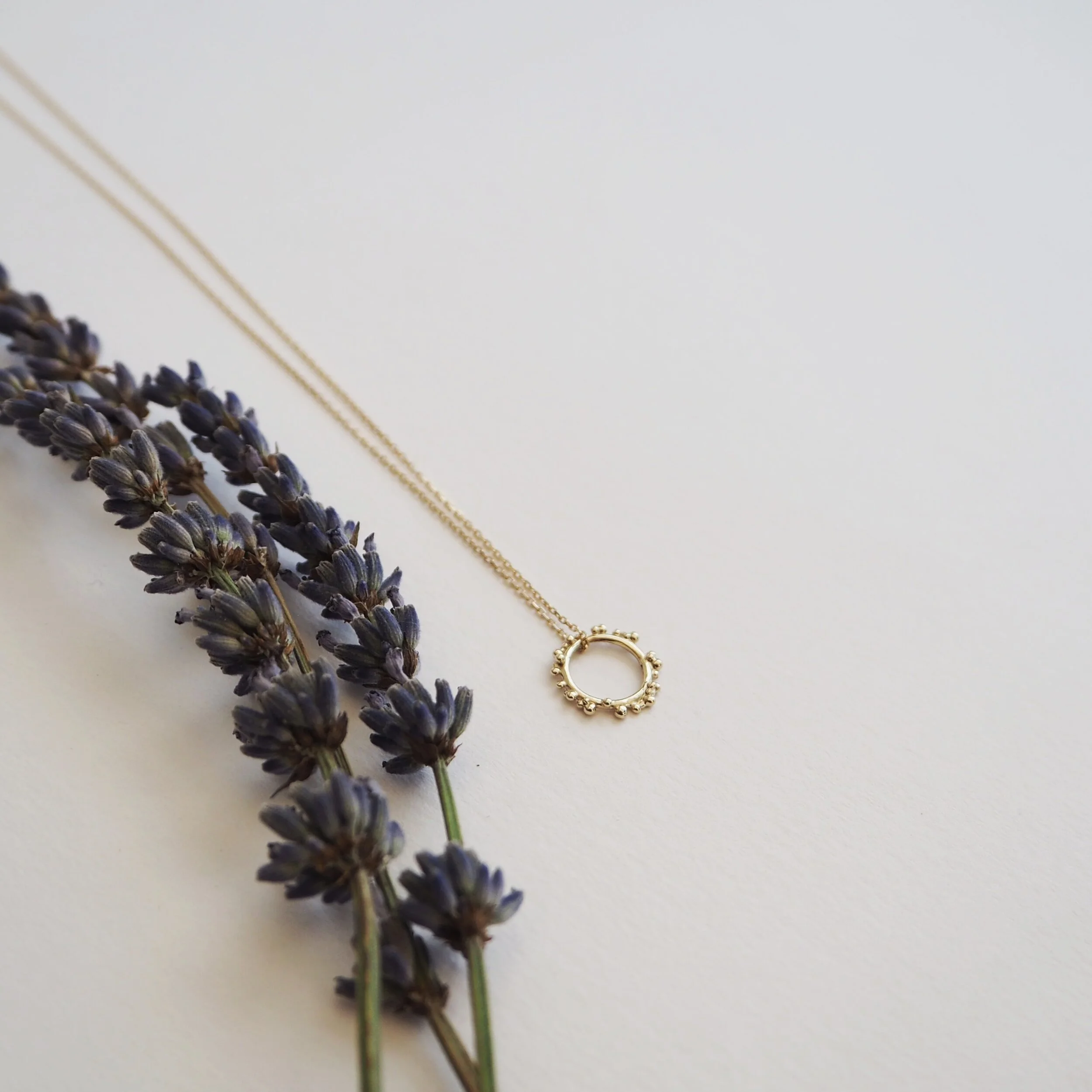 Sol Circle Necklace in Recycled Gold