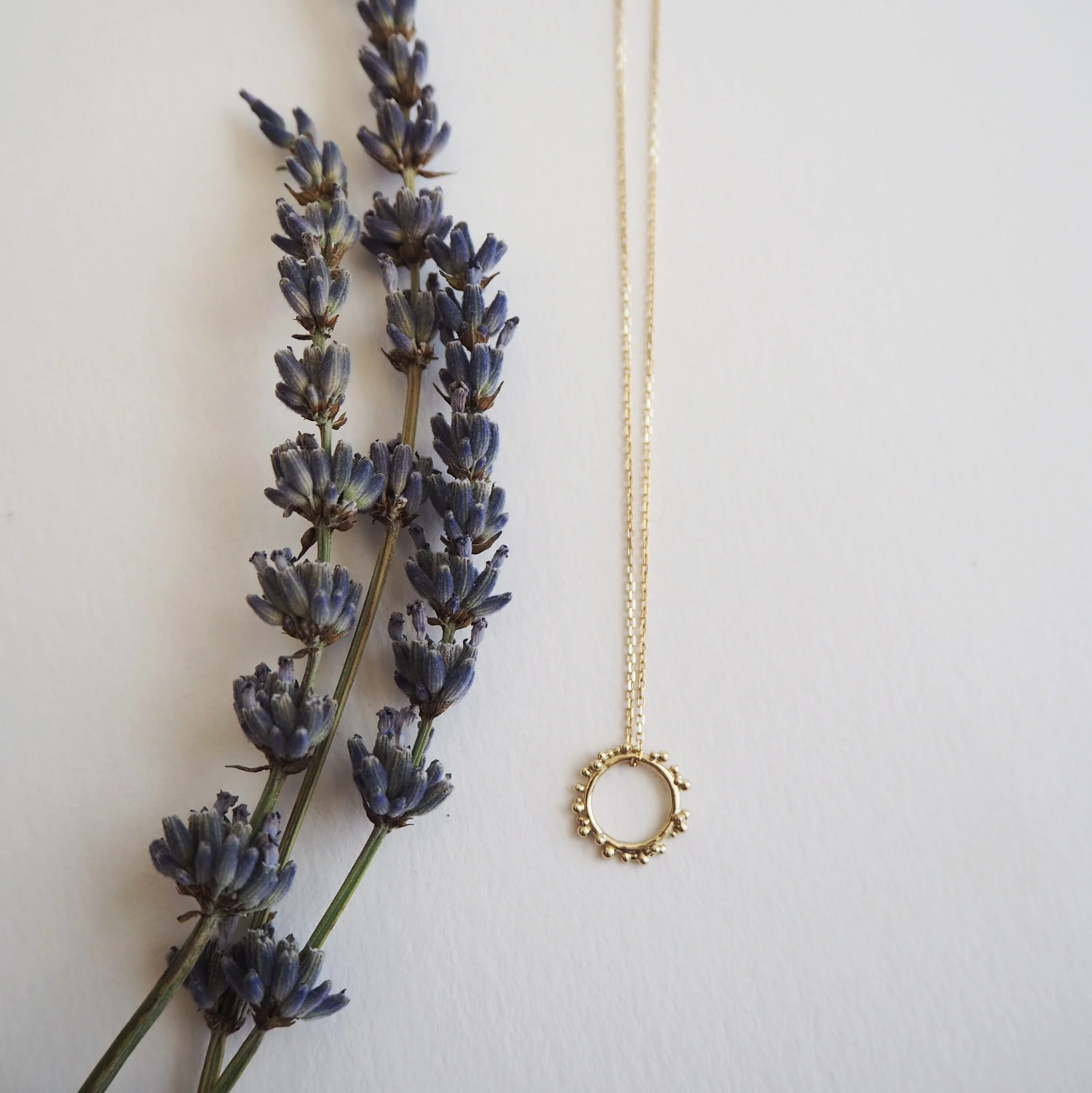Sol Circle Necklace in Recycled Gold