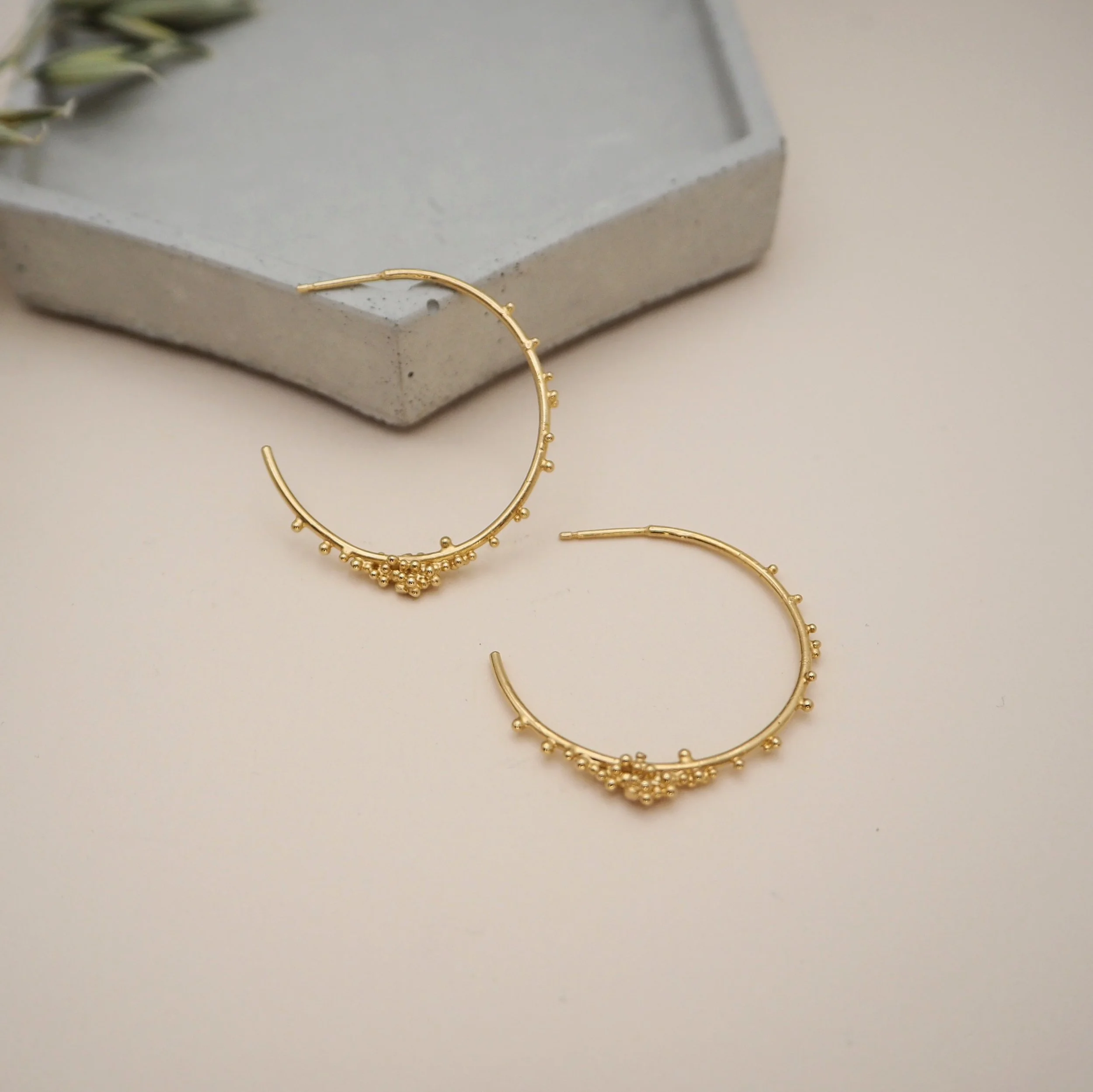 Sol Recycled Gold Hoops in Large