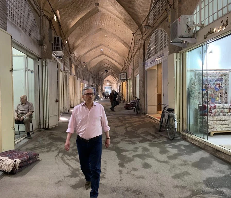 Masoud Mazaheri, Esfahan, Bazaar, rug, Persian rug, carpet, Persian Carpet, Dorset, Wiltshire, Hampshire, Interior Design, Exhibition