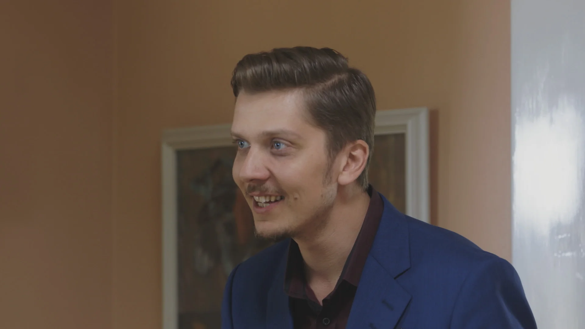 Rakkautta Vain -  Treffi-isäntä Tommi (Eero Ritala) - EP02 (1).jpg