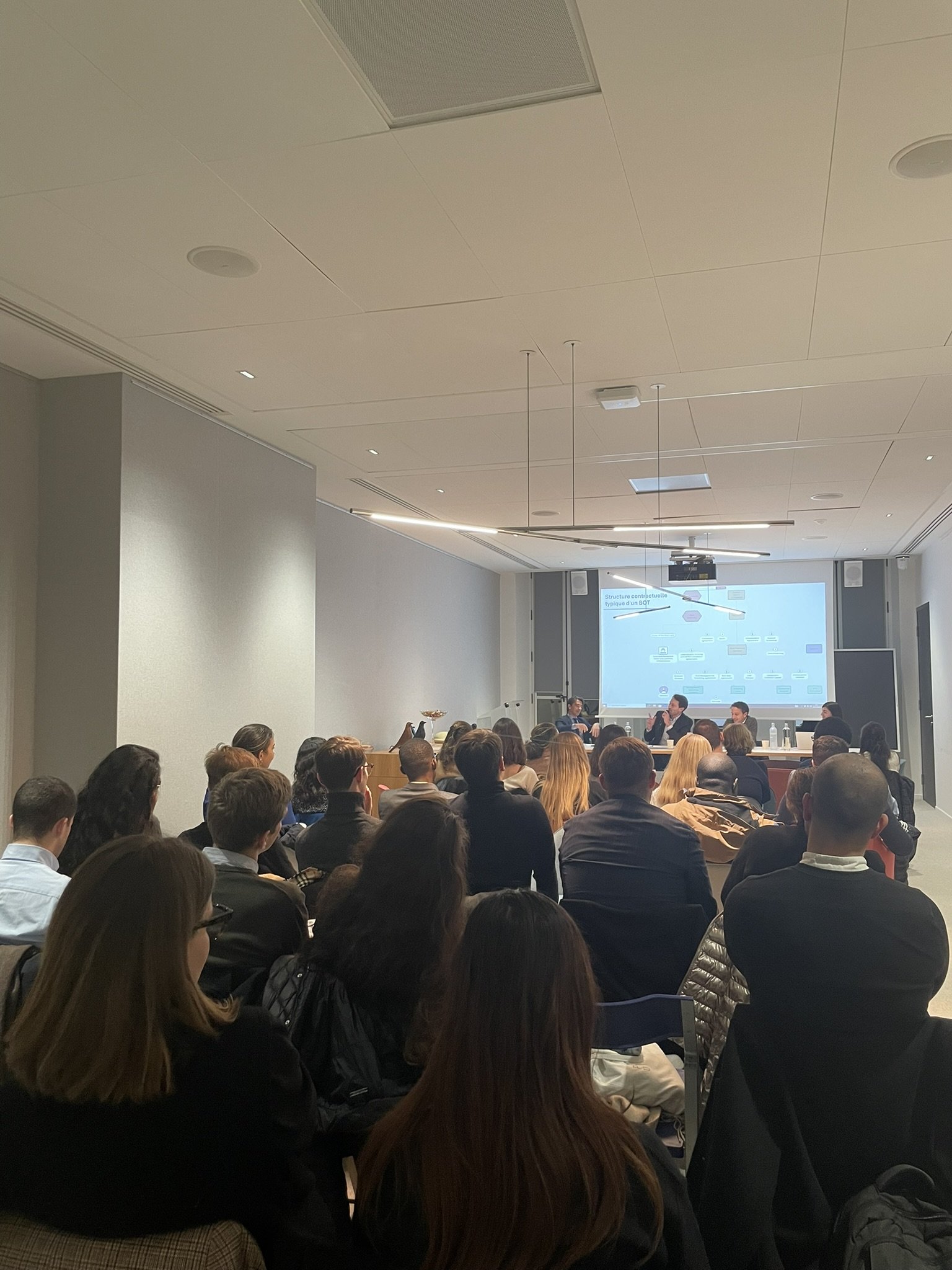 Jeudi de l'IDPA sur les concessions portuaires : enjeux et perspectives pour les opérateurs internationaux.