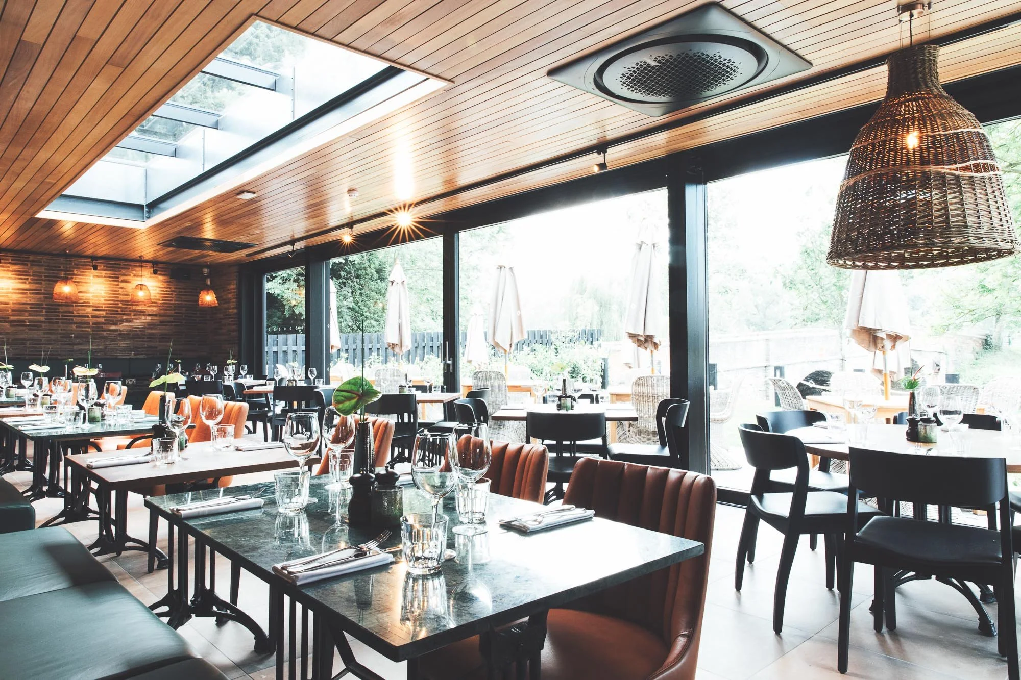   RESTAURANT:  80 seated | 120 standing 