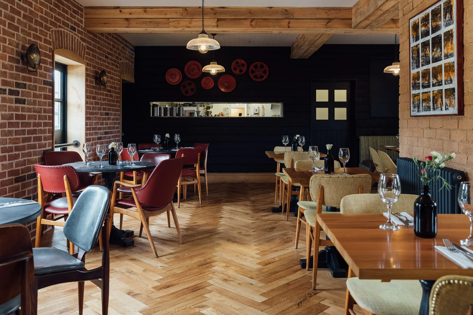   RESTAURANT:  50 seated | 70 standing 