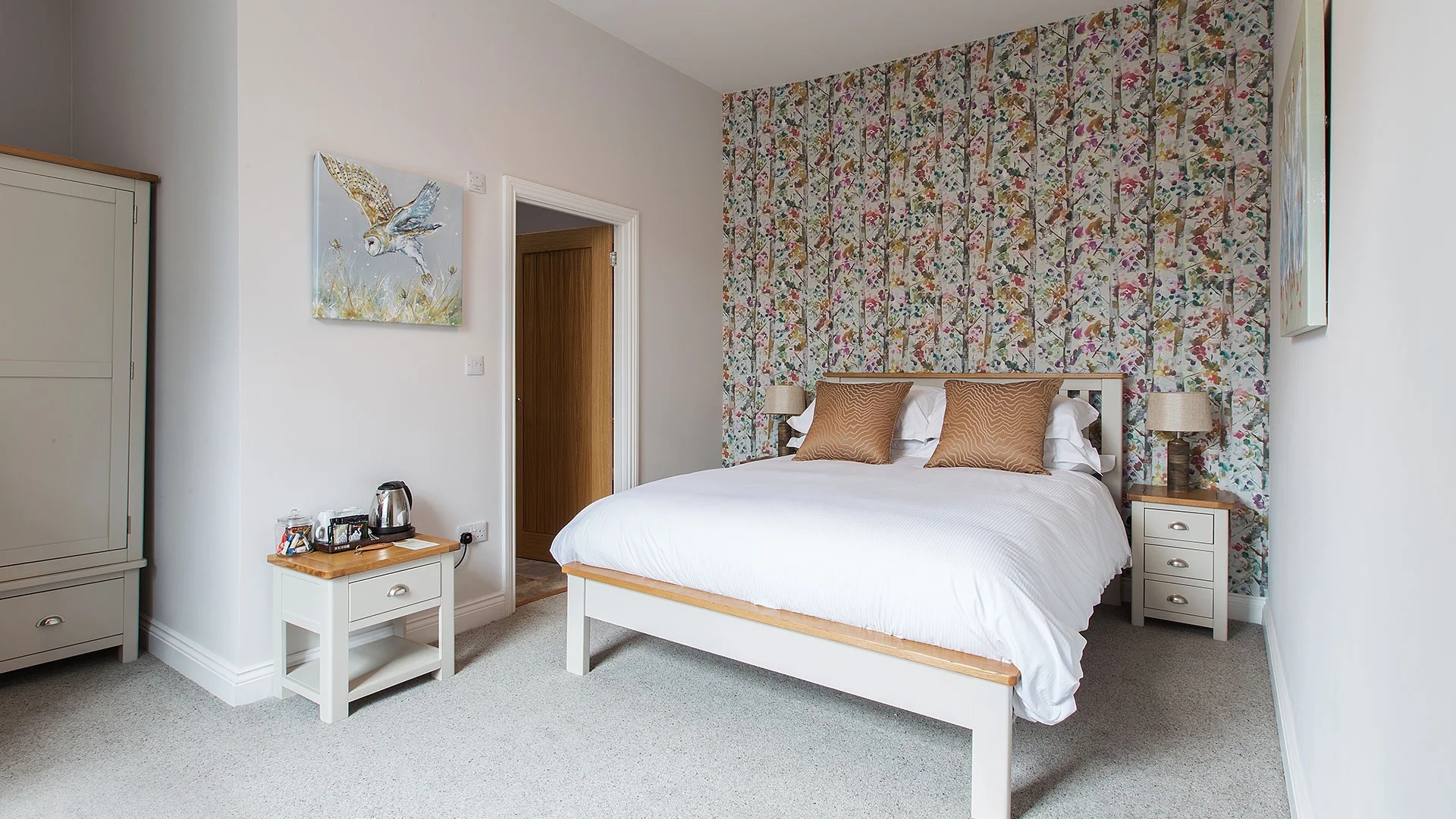 Room-3.jpg