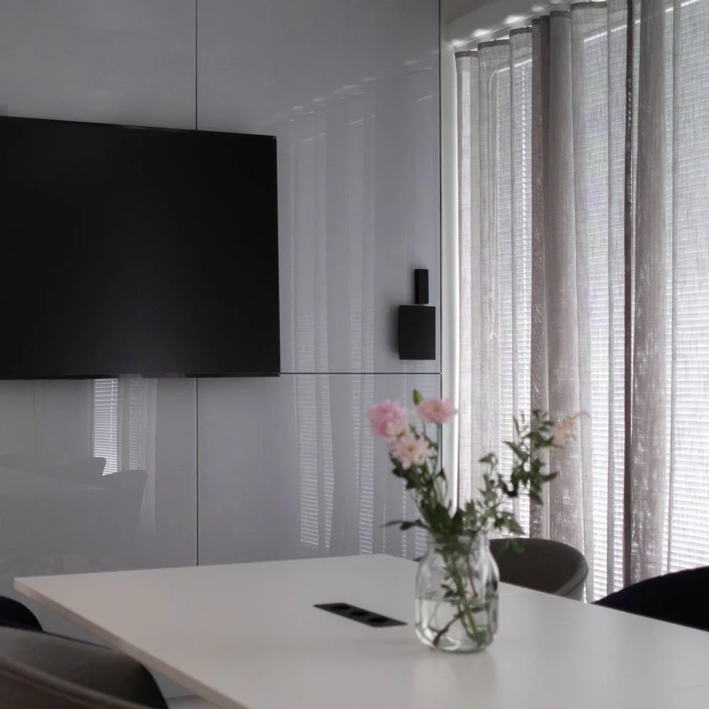 Magnetic drawing glass panel