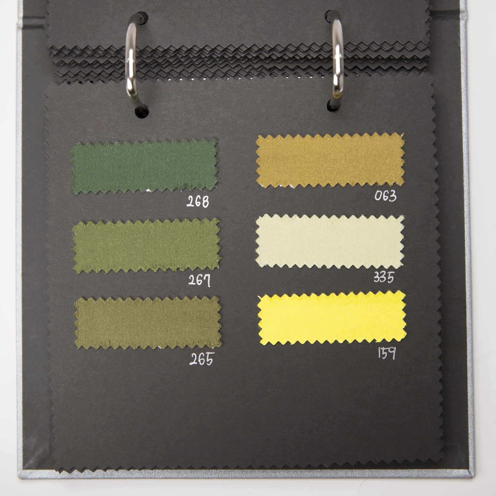 VIAJIYU_Satin_Textiles_12.jpg