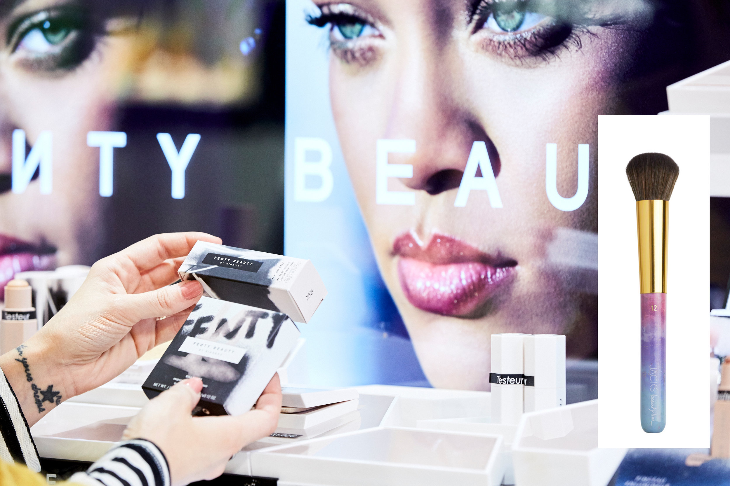 Die Regale von Fenty Beauty waren wie leer geraubt. Das Packaging ist aber auch alleine schon so ansprechend. Mein JACKS beauty line Make-up Pinsel #12 passte perfekt zu der Kollektion ;-). 