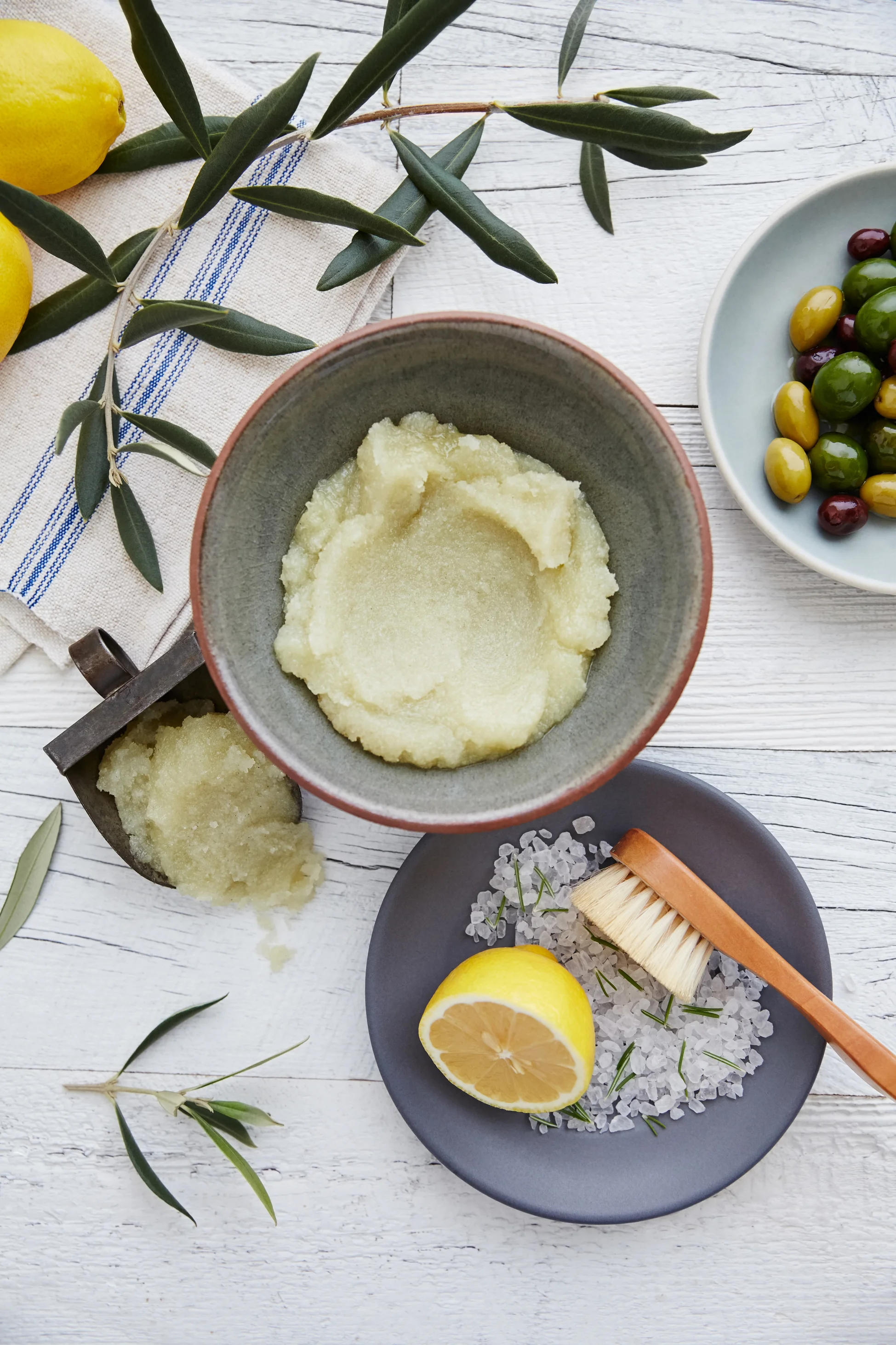 oliven_zitronen_peeling_oliveda.jpg