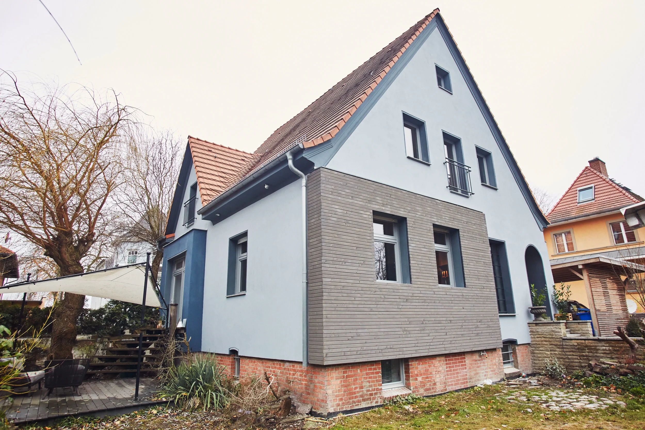 HouseofJacks_Außenansicht_Garten.jpg