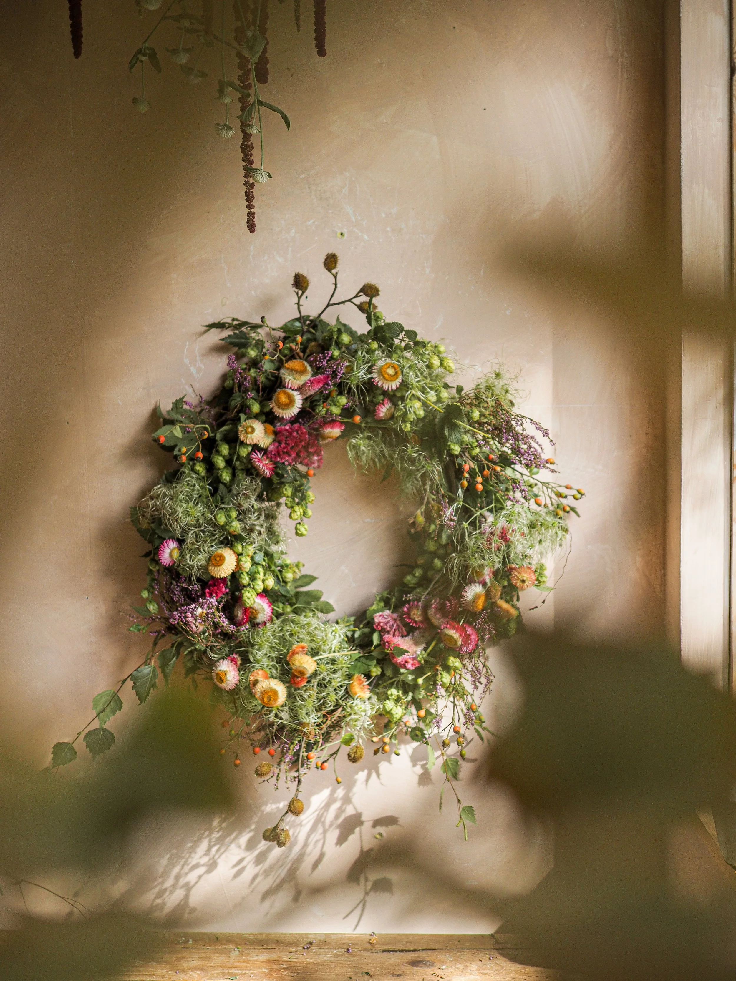 Stunning hedgerow inspired autumnal wreath