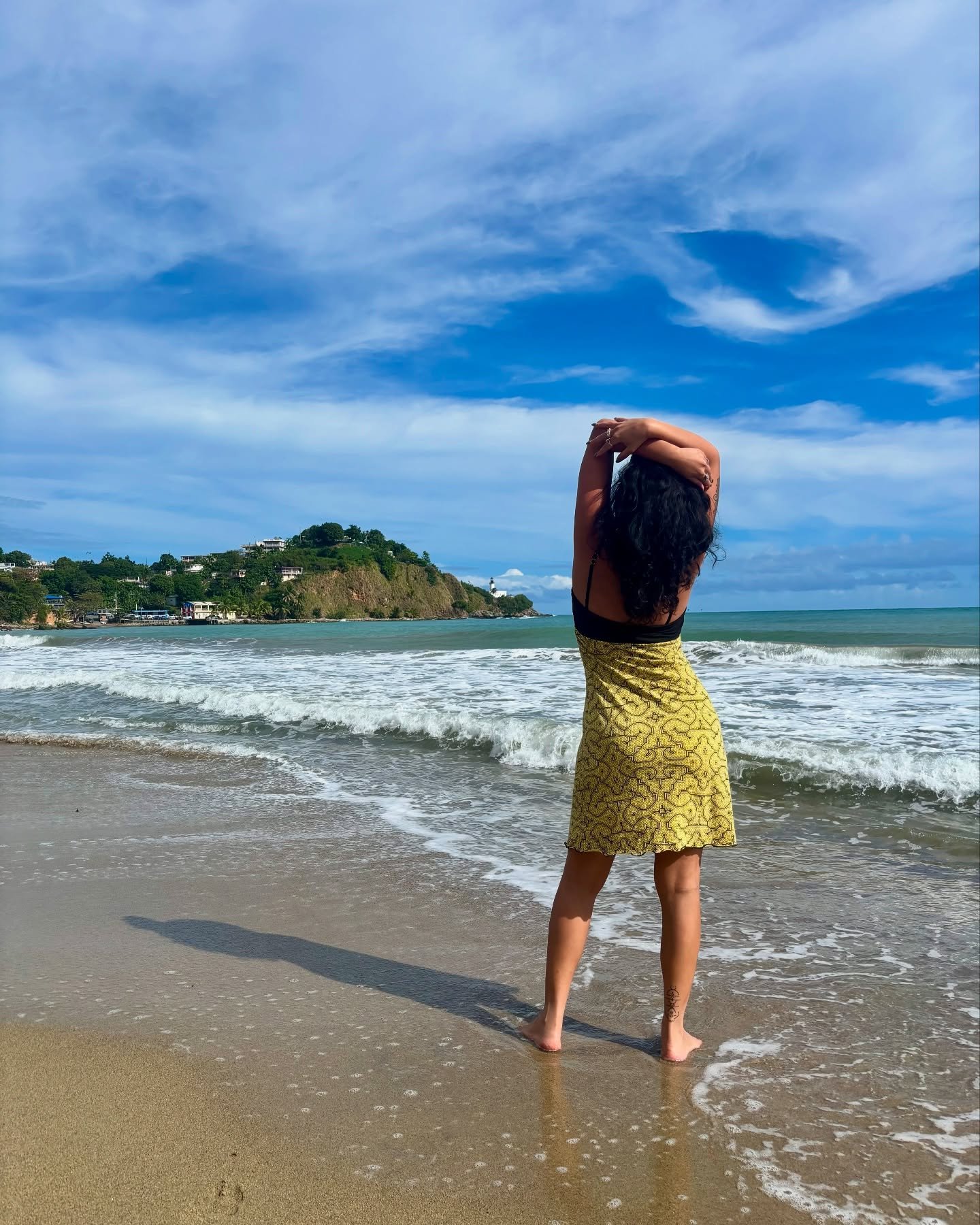 (English 🔽) Nunca me canso de admirar la belleza tropical de PR! 😍 Aqu&iacute; un par de fotos m&aacute;s de mi reciente visita. Hasta Julio #puertorico🇵🇷 ✨#solarenaymar 
🌞 
I never get tired of admiring the tropical beauty of PR! 😍 Here are a 